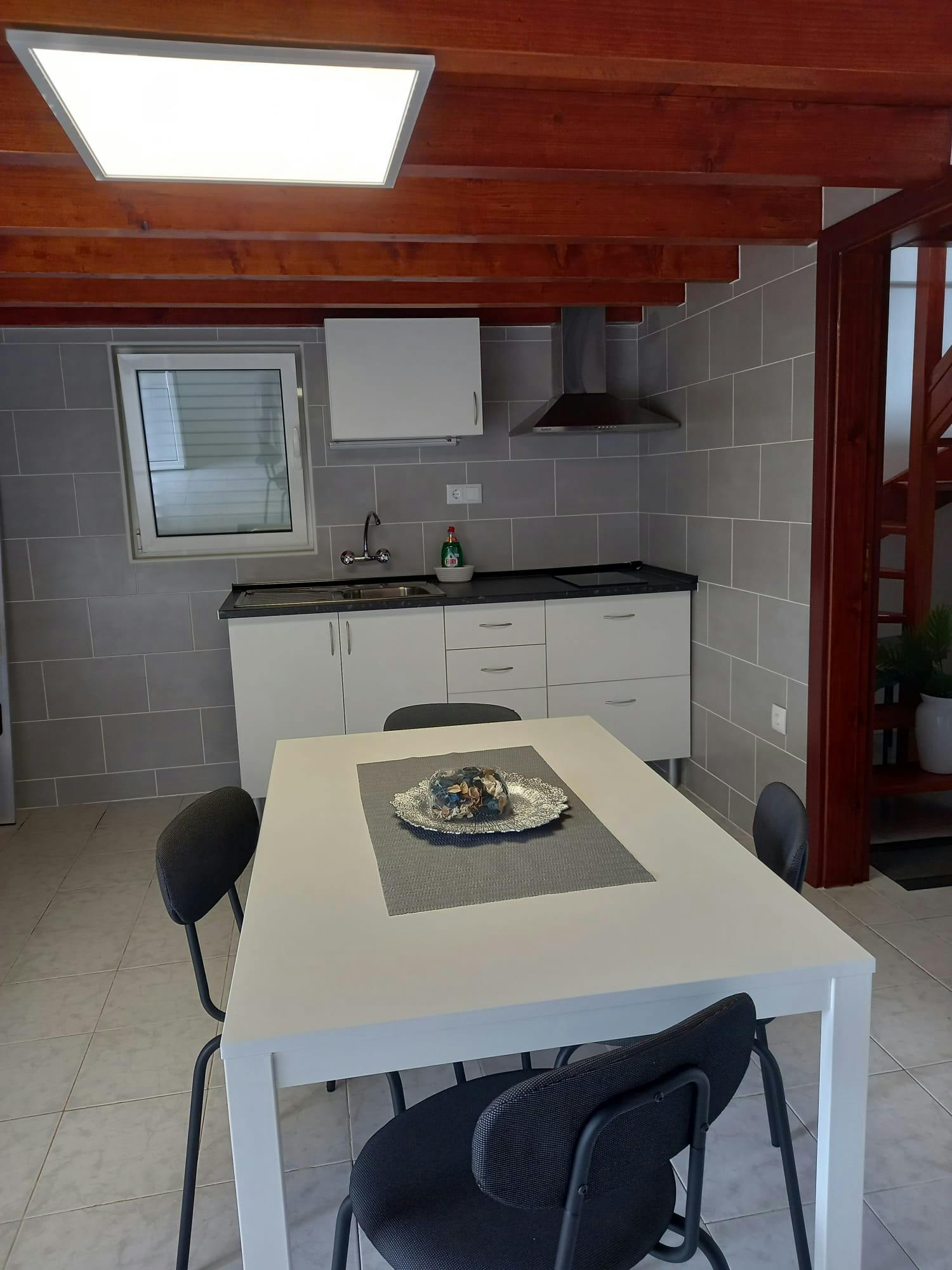 House for rent for €650 per month in Almoster, Rua das Forjas