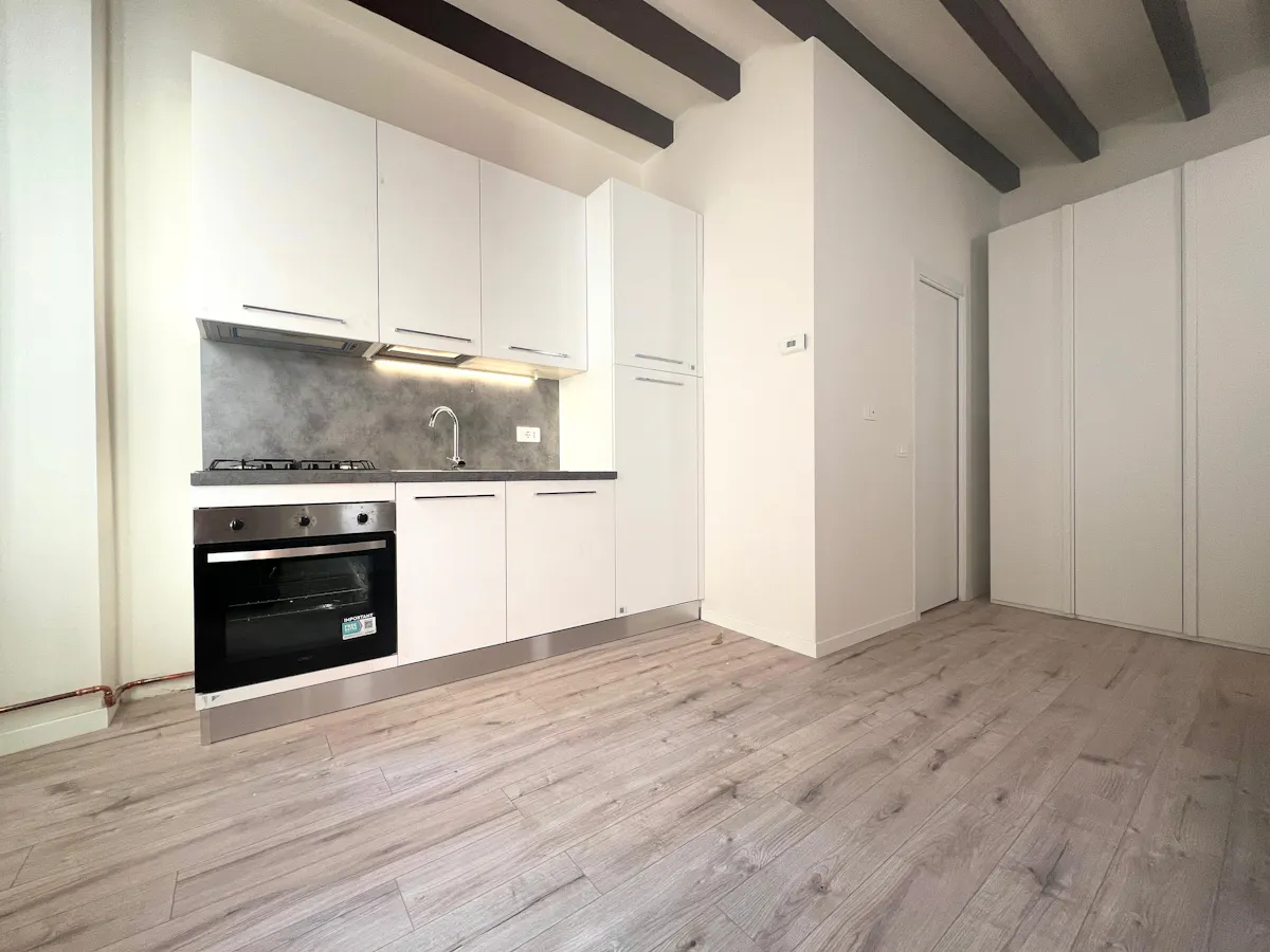 Apartment in Via Marco Aurelio, Milan (1588628) ROOM
