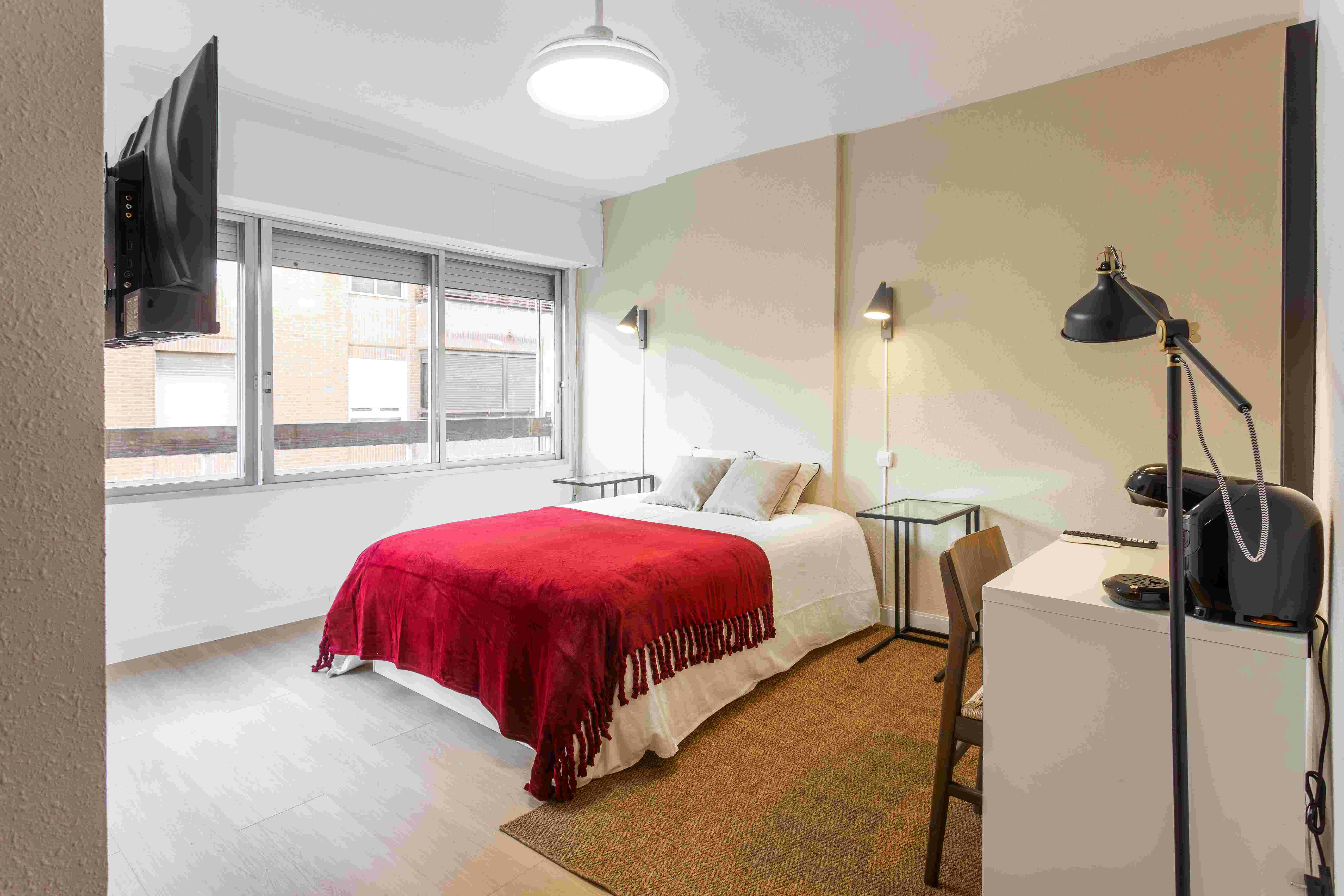 Private room for rent for €390 per month in Alicante (Alacant), Calle Churruca