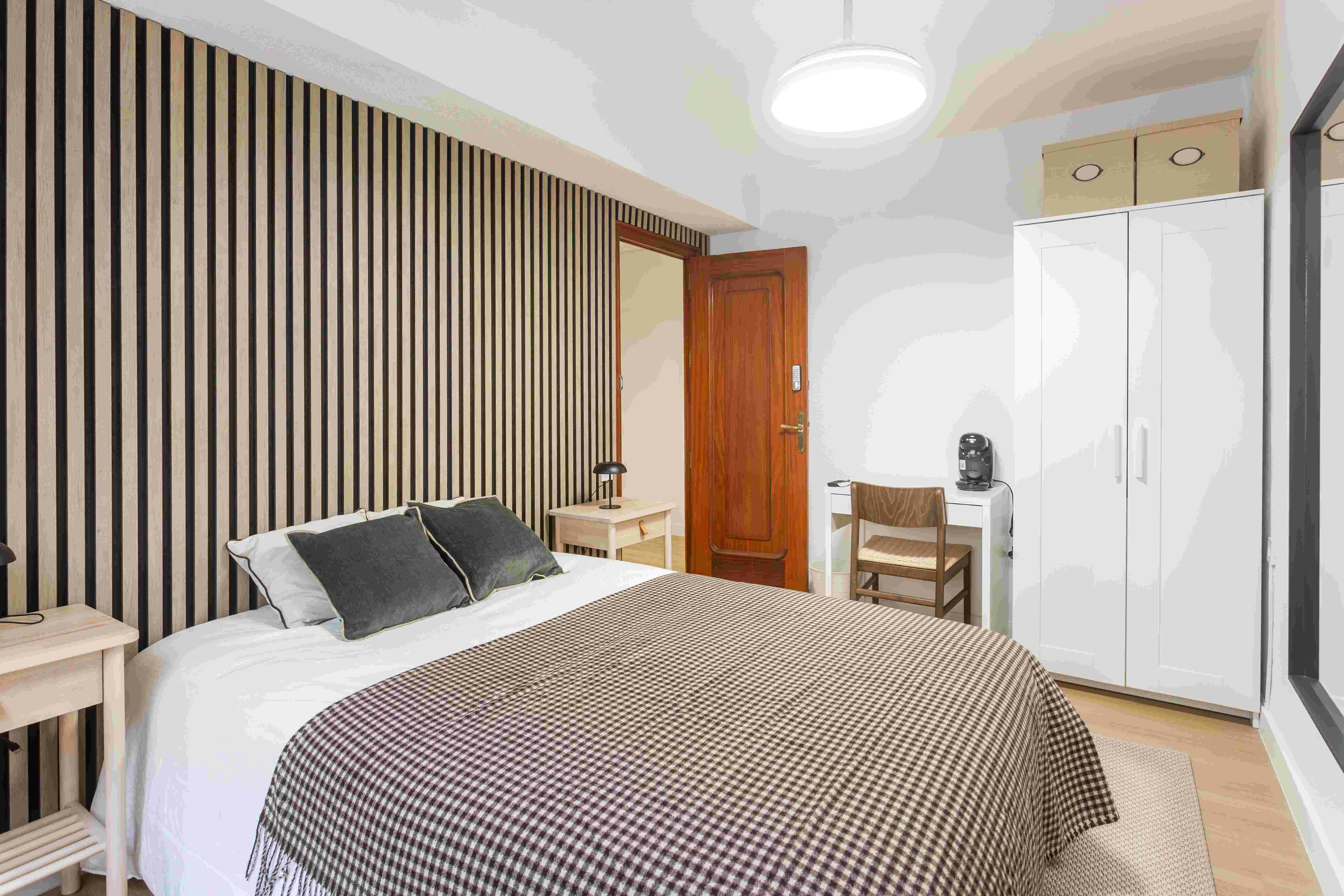 Habitación privada en alquiler por 410 € al mes en Alicante, Calle Churruca