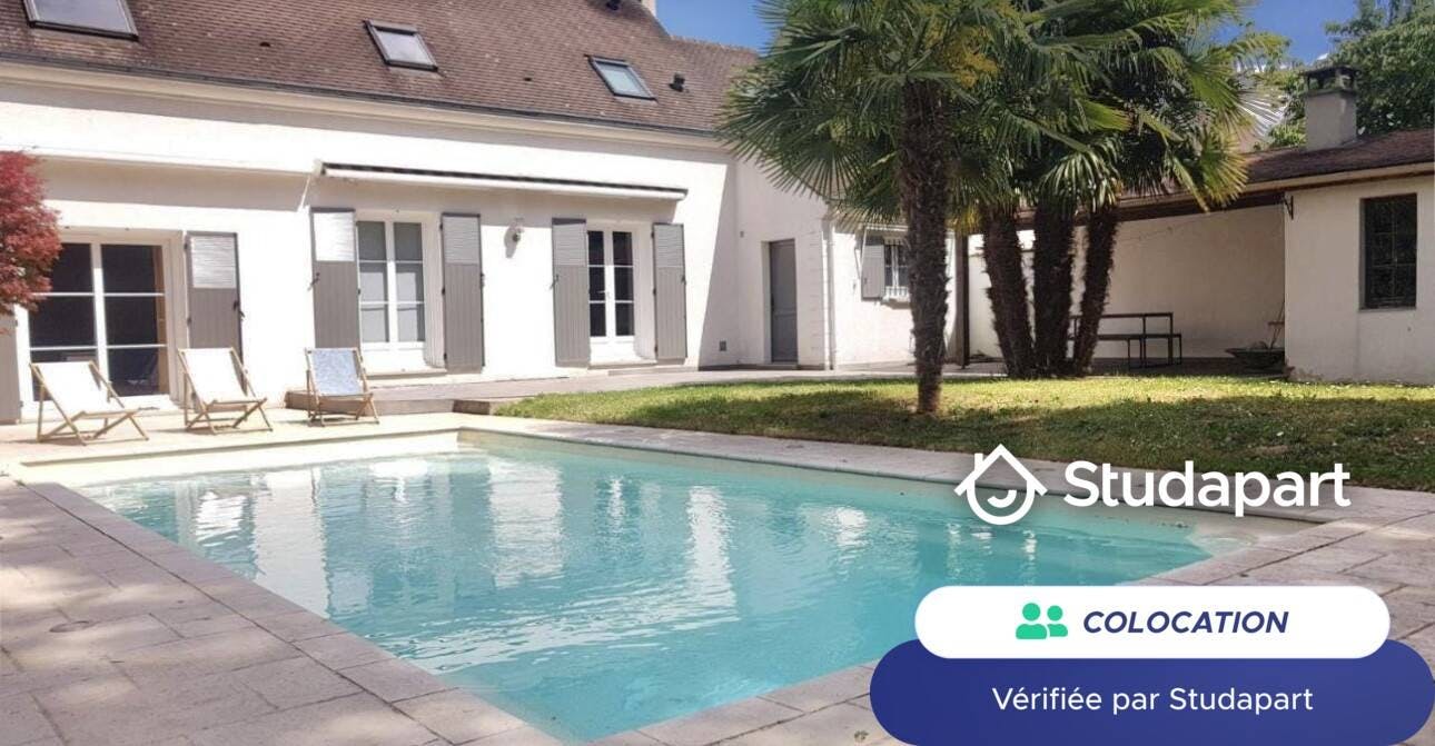 Chambre privée à louer pour 1 000 €/mois à Serris, Rue des Vergers