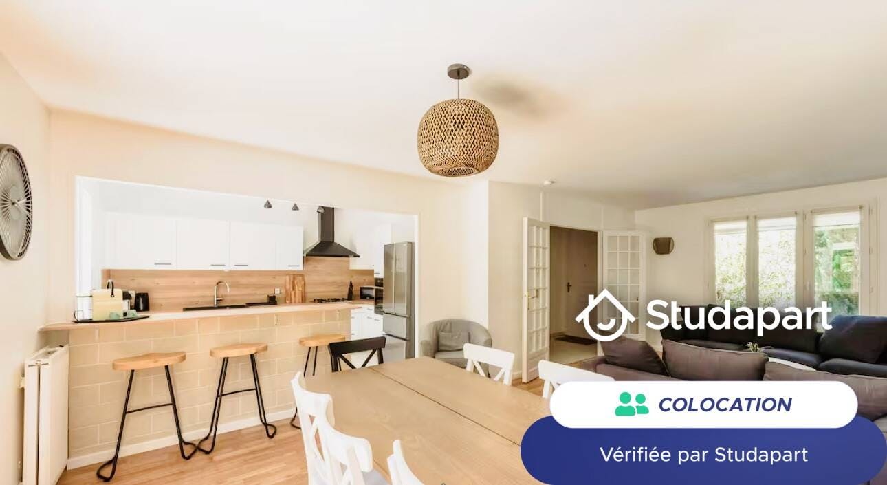 Отдельная комната сдается в аренду за 900 € в месяц в Serris, Passage des Cordeliers