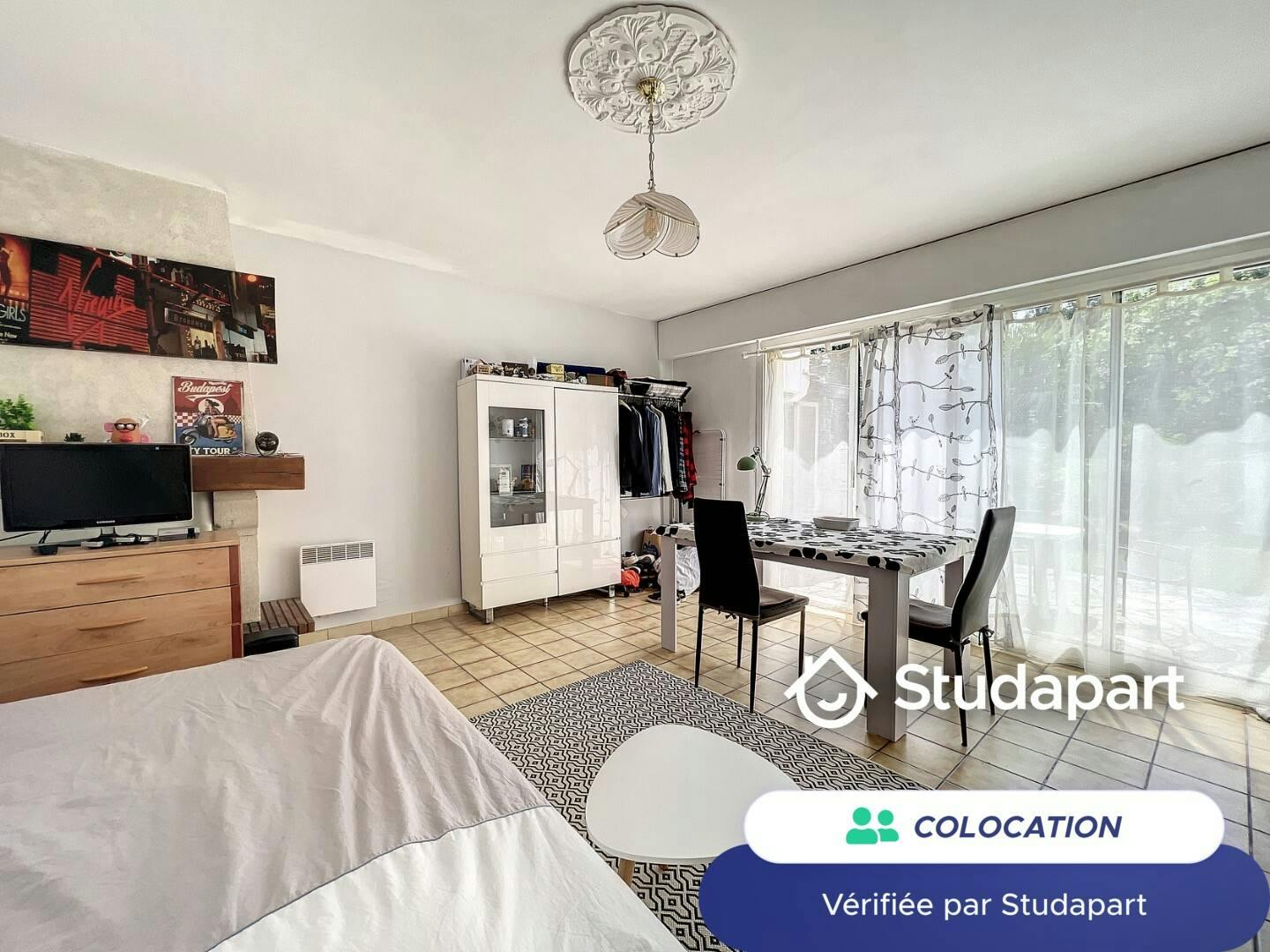 Chambre privée à louer pour 395 €/mois à Sainte-Luce-sur-Loire, Hameau de Flandre