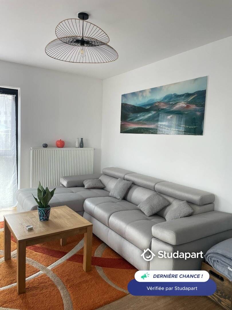 Apartment for rent for €600 per month in Lille, Rue Vaucanson