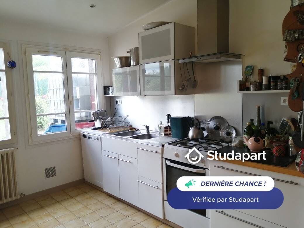 Chambre privée à louer pour 340 €/mois à Saint-Brieuc, Rue Reine Astrid