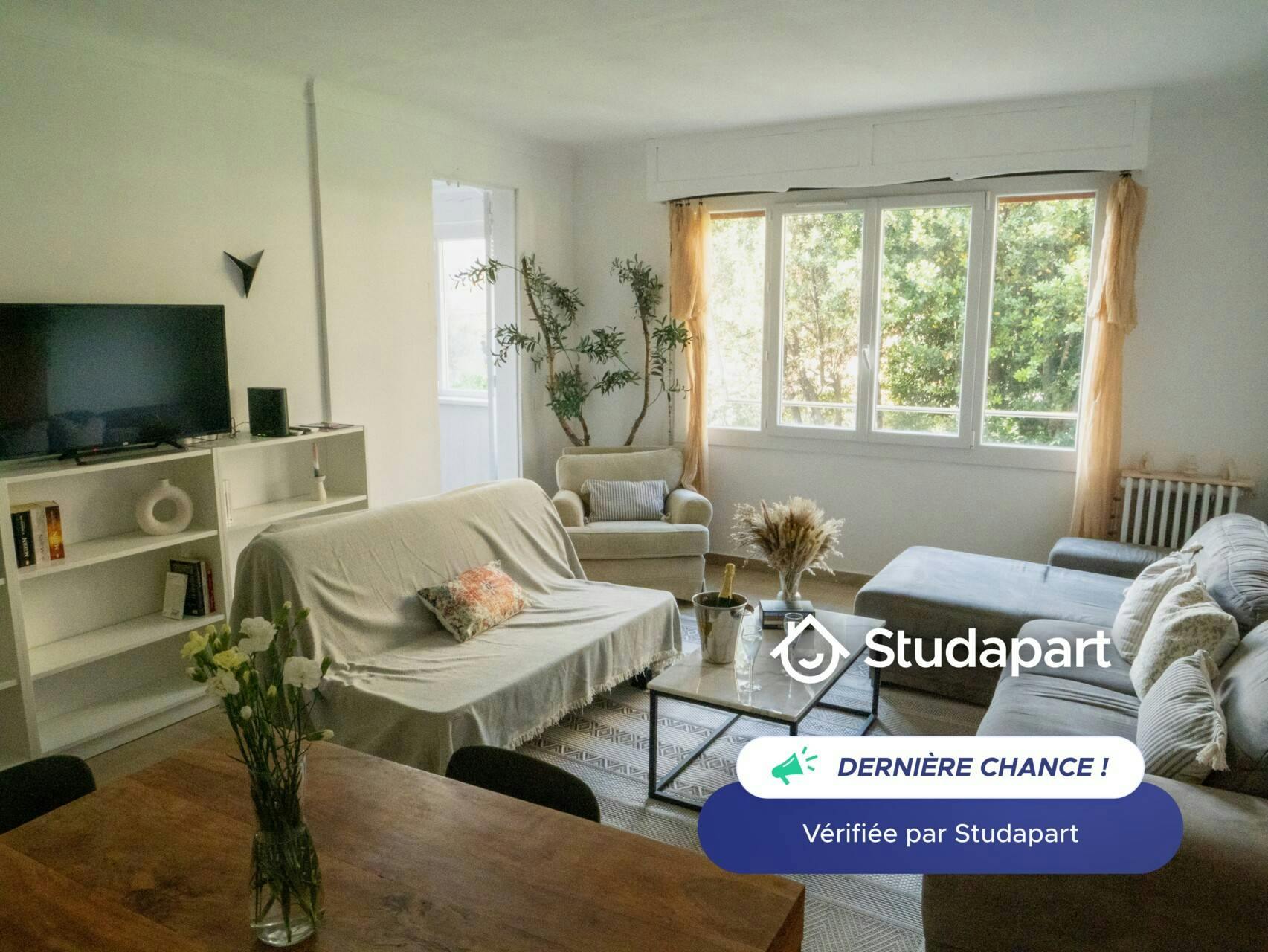 Apartment for rent for €1,500 per month in Cannes, Impasse Saint-Paul