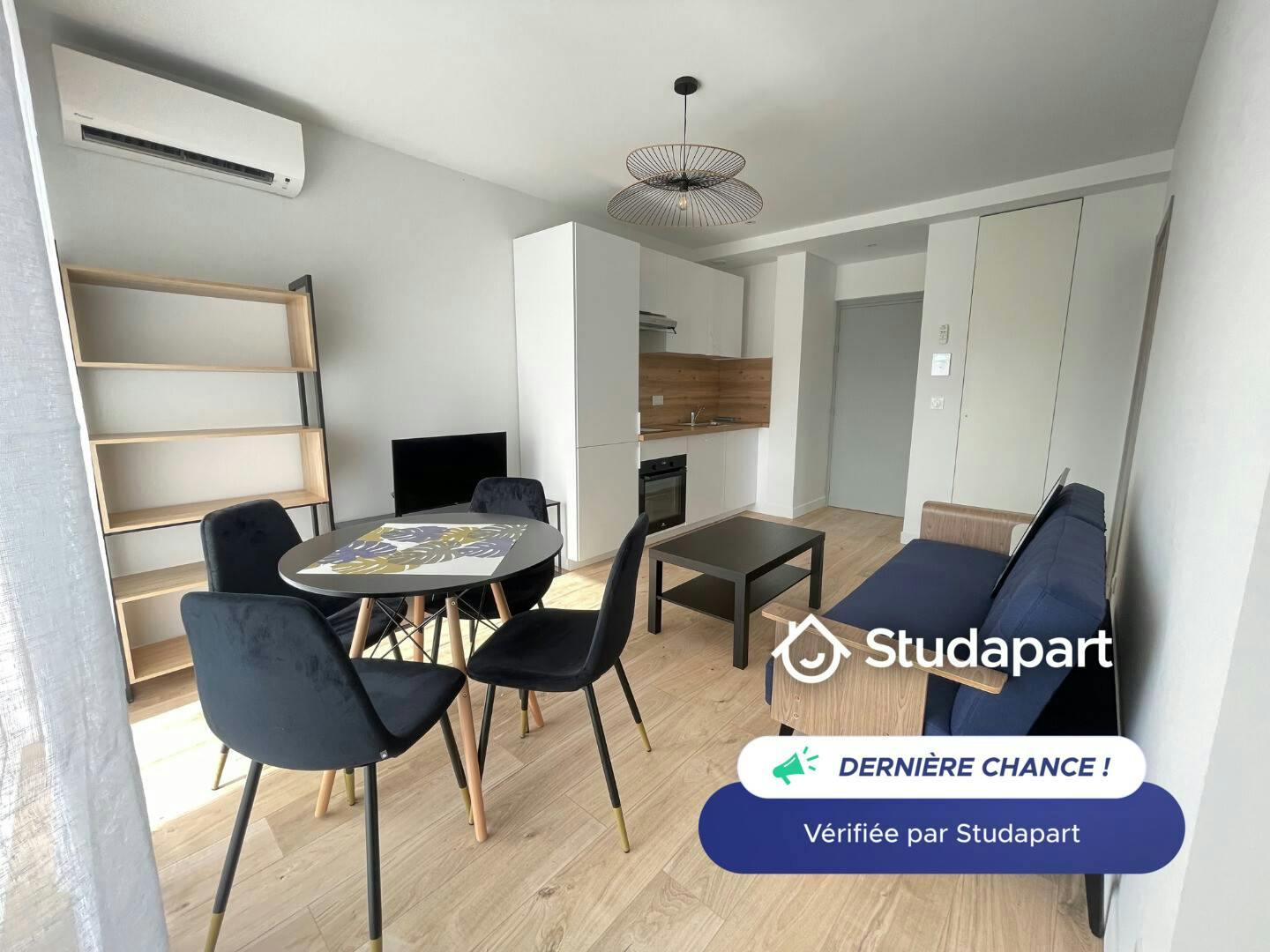 Дом сдается в аренду за 1 100 € в месяц в Antibes, Rue Pierre Loti