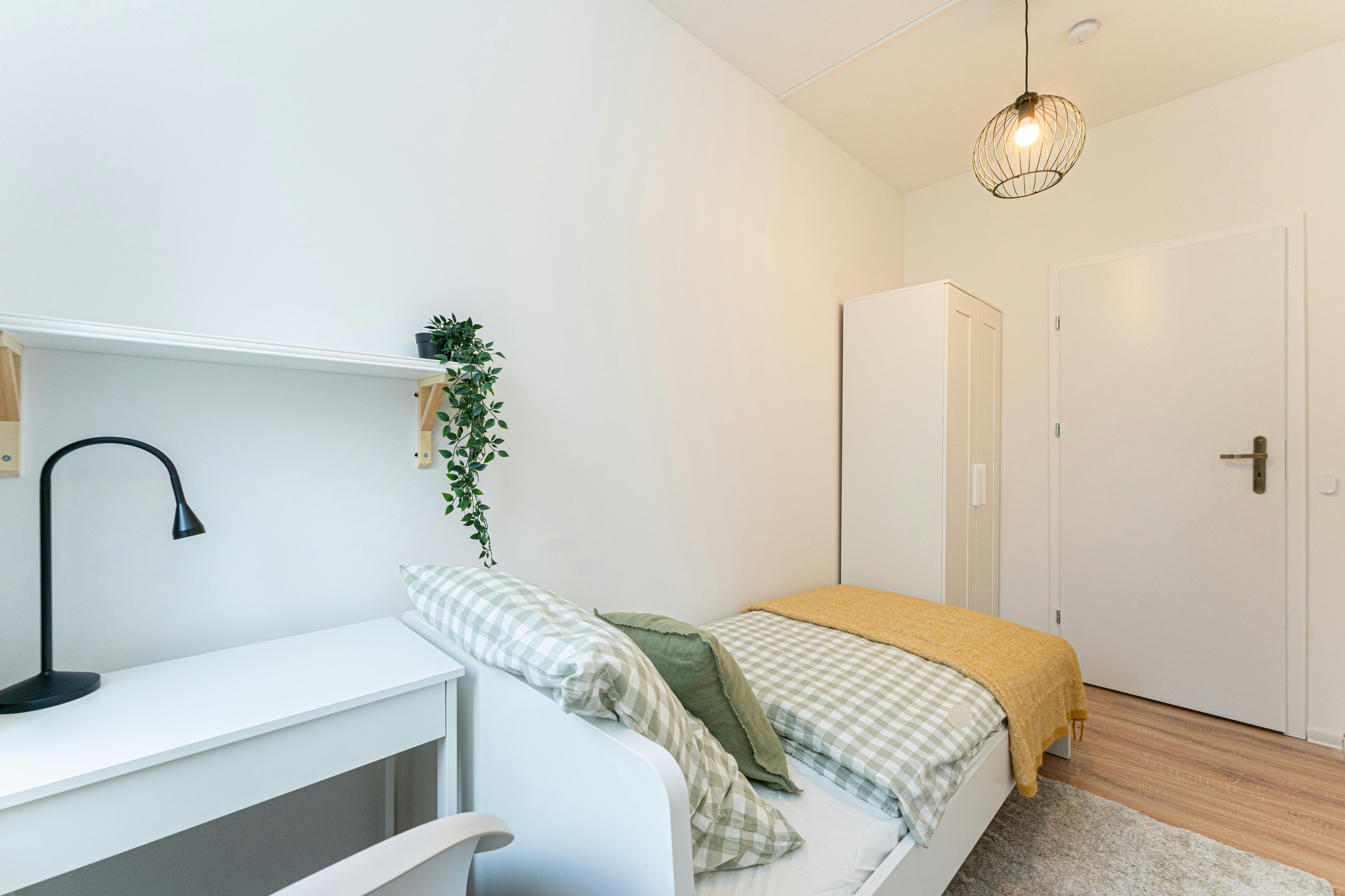 Private room for rent on Mittelstraße, Berlin - Visning 3