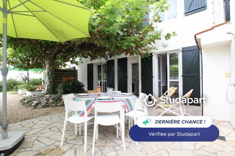 Квартира за оренду для 950 EUR на місяць у Saint-Jean-de-Luz, Chemin d'Erromardie