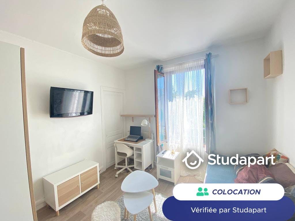 Private room for rent for €470 per month in Corbeil-Essonnes, Rue de la Papeterie