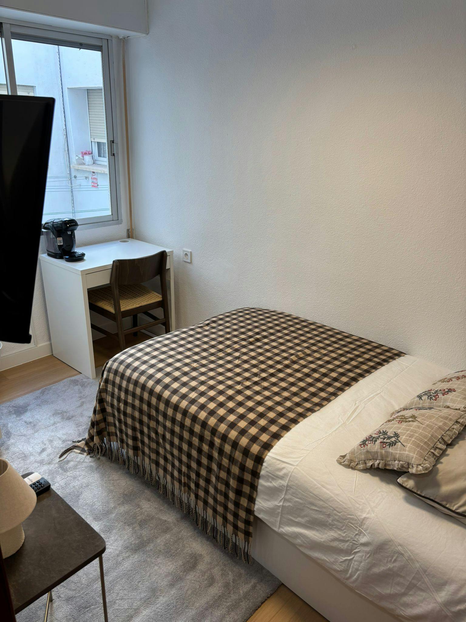 Single room Alicante, 1 bed, 4m² — photo 4