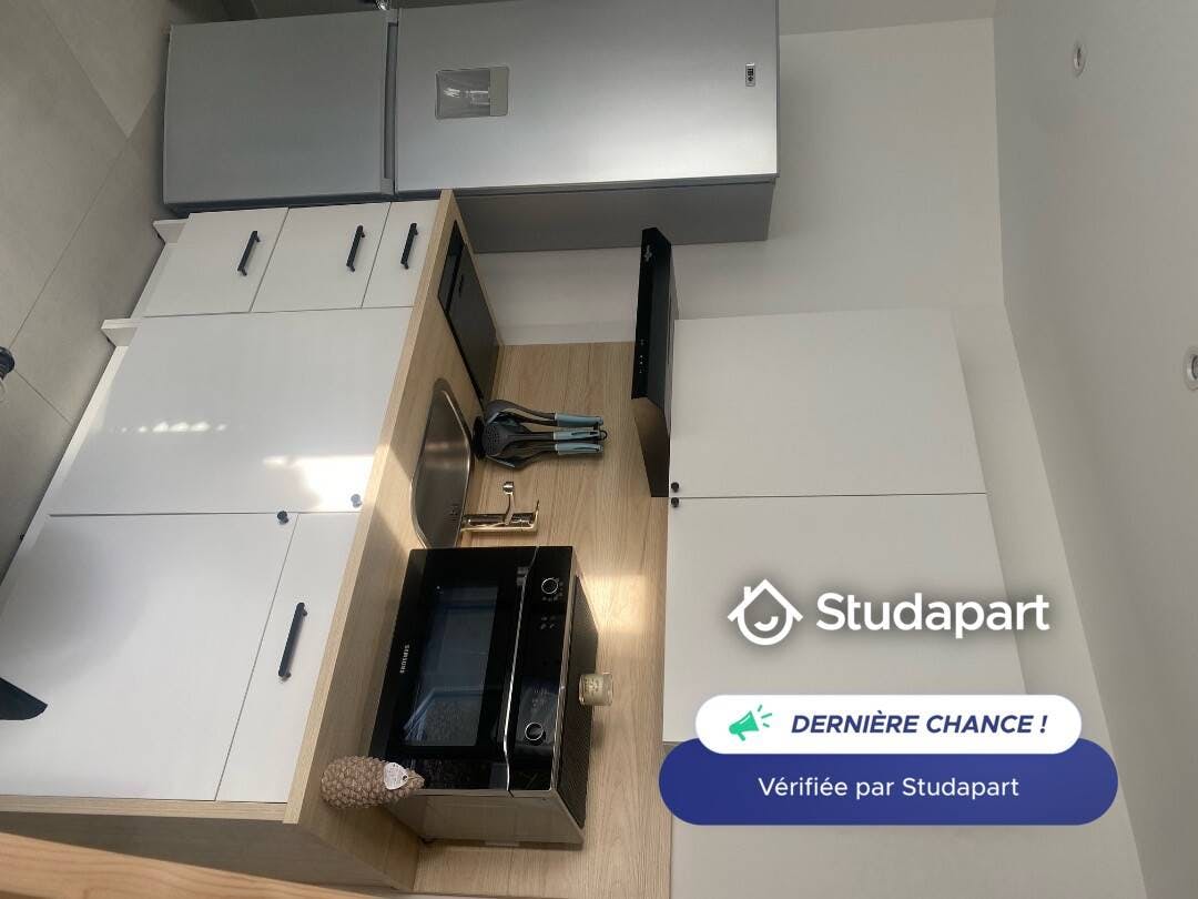 Private room for rent for €350 per month in Nantes, Avenue Maurice Cletras