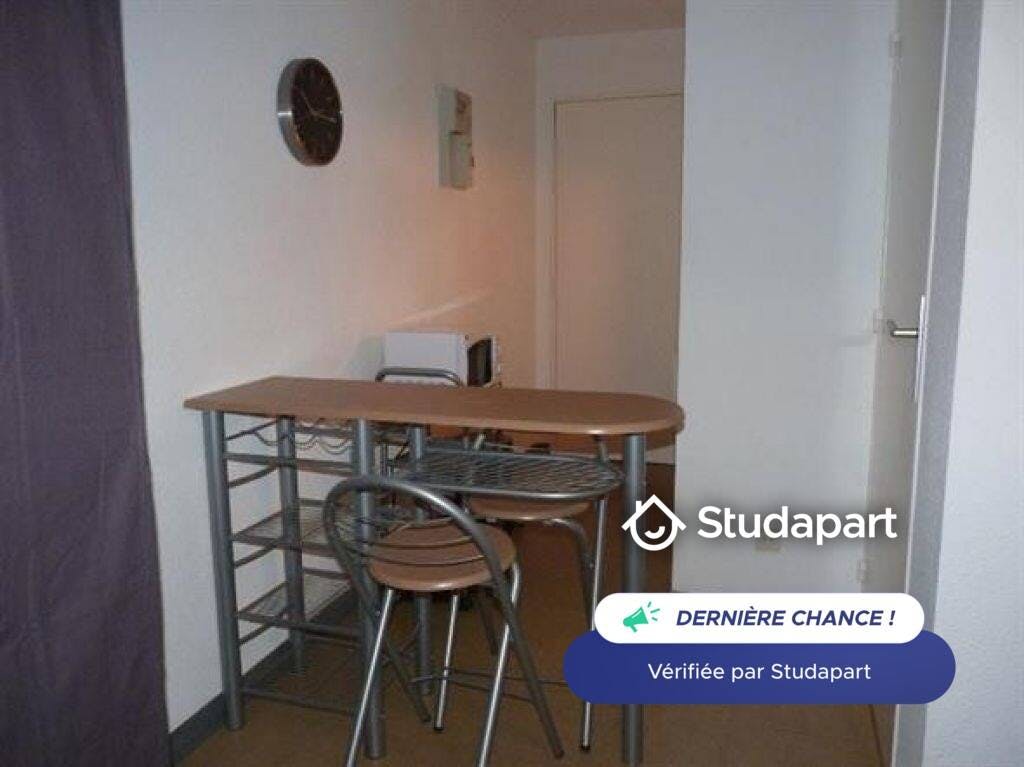 Apartment for rent on Rue Charles Brunellière, Nantes