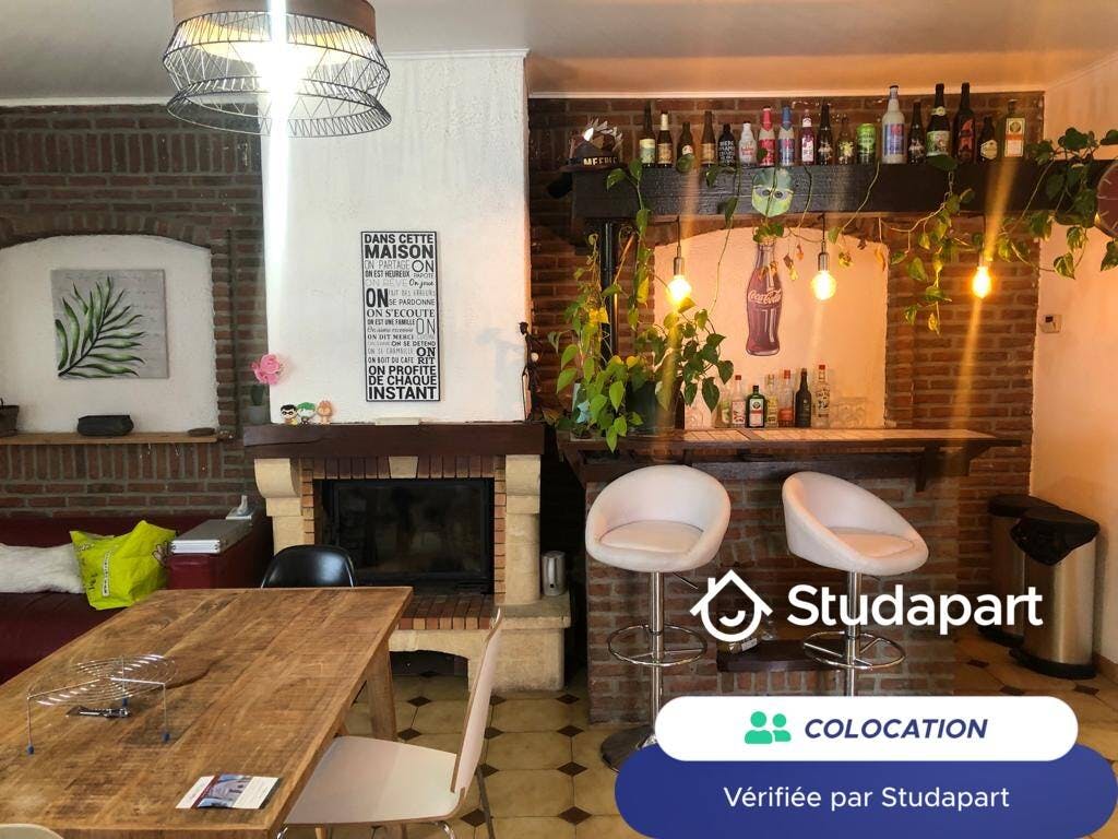 Private room for rent for €400 per month in Tourcoing, Rue de la Latte