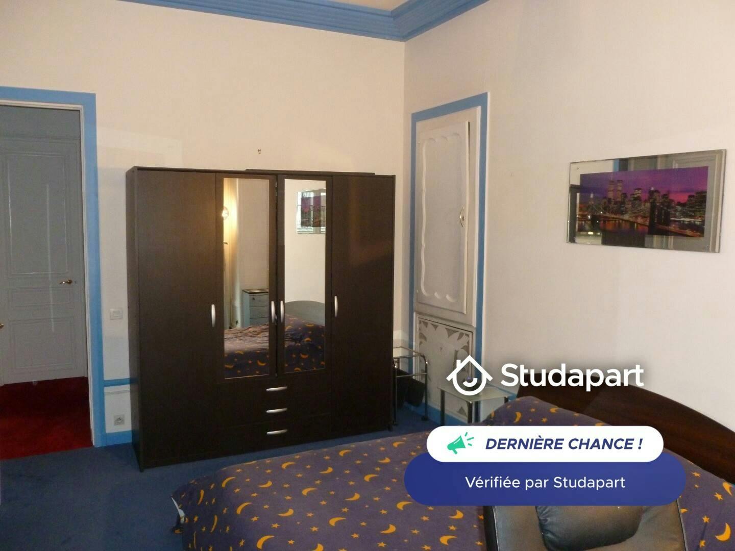 Private room for rent on Rue Blaise Desgoffe, Paris - Vue 3