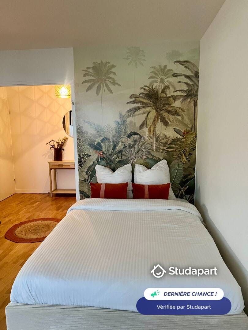 Apartment for rent for €1,400 per month in Colombes, Avenue de l'Europe