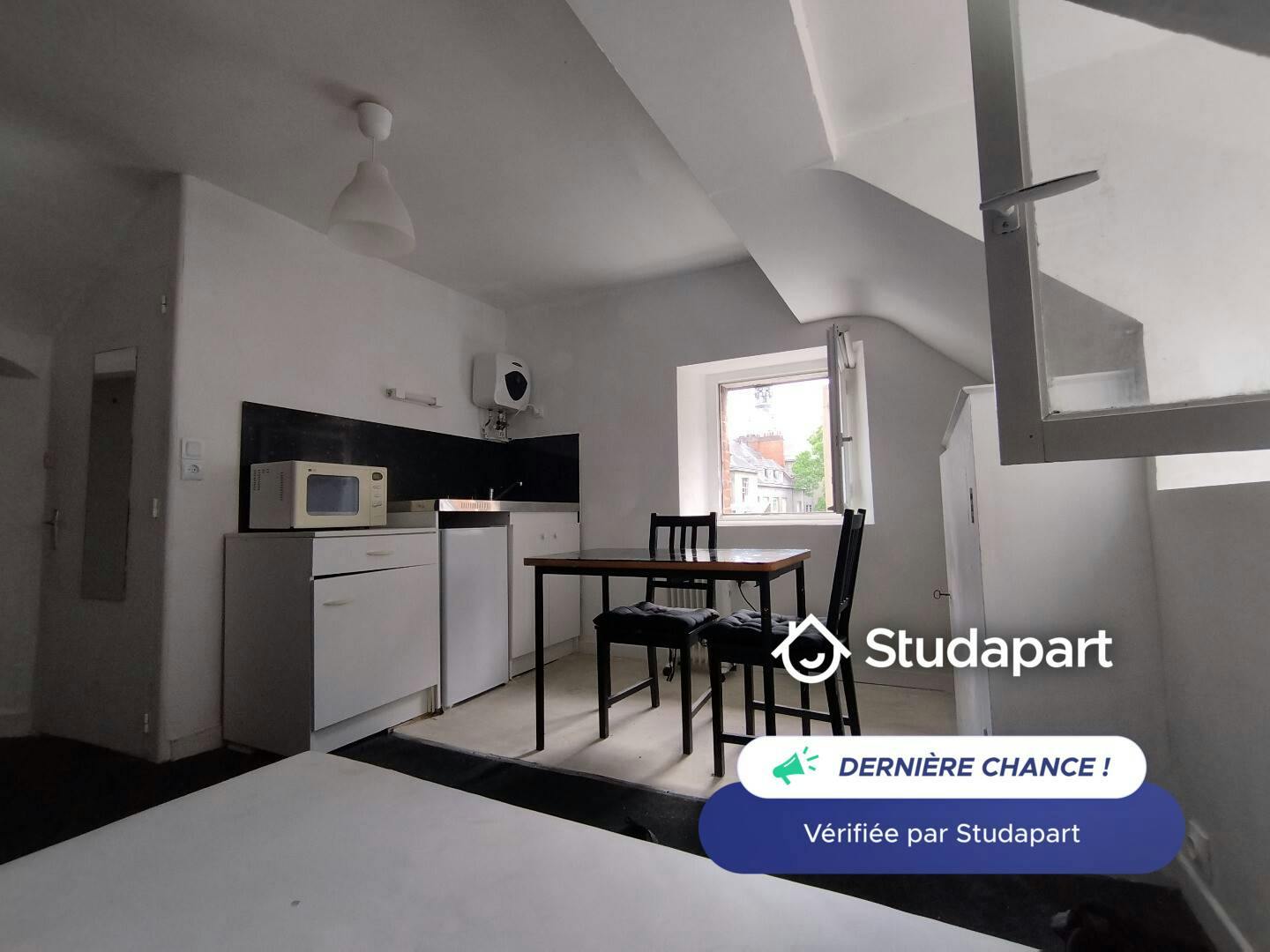 Квартира сдается в аренду за 595 € в месяц в Nantes, Rue des Bons Français