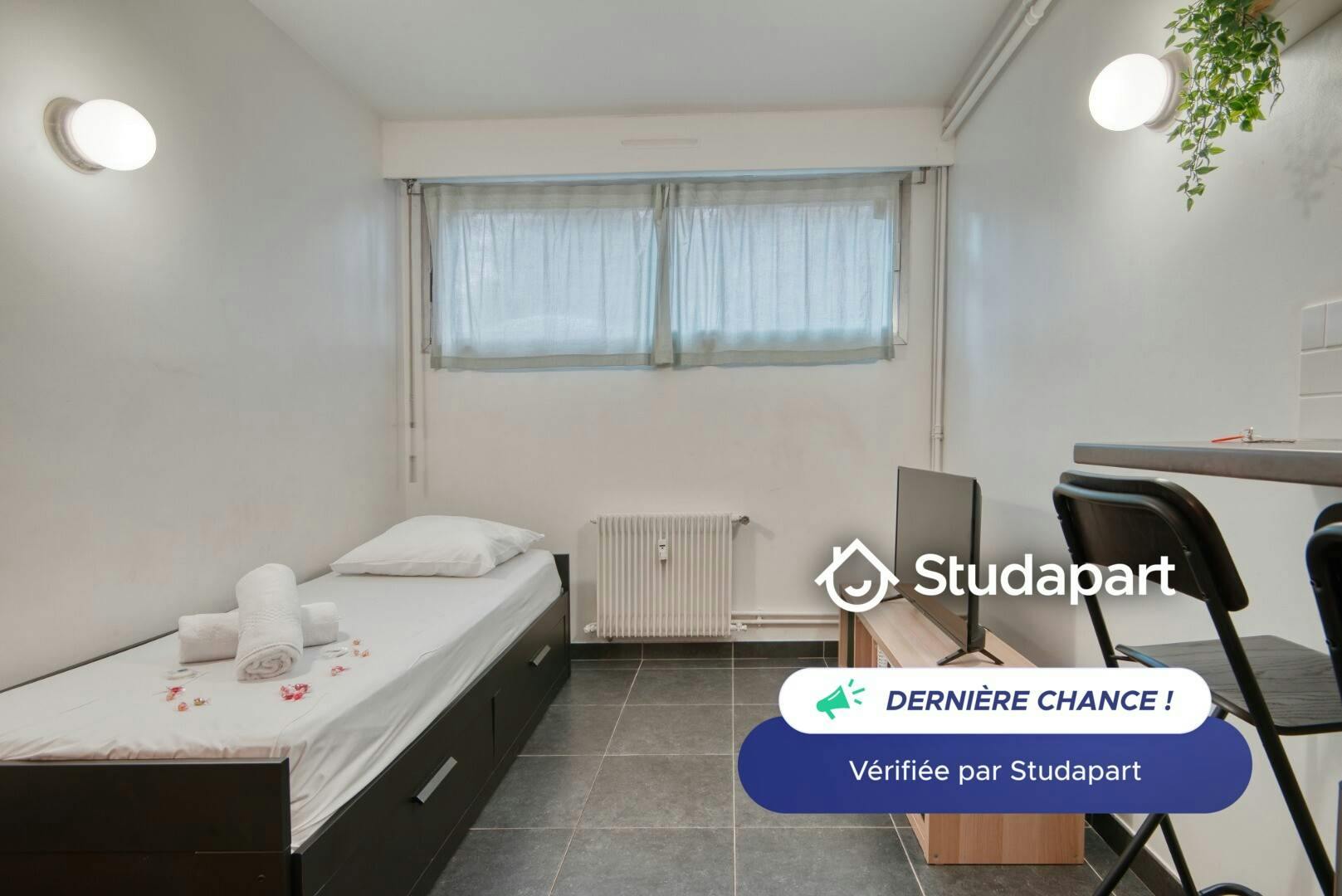 Квартира за оренду для 650 EUR на місяць у Marseille, Impasse des Peupliers