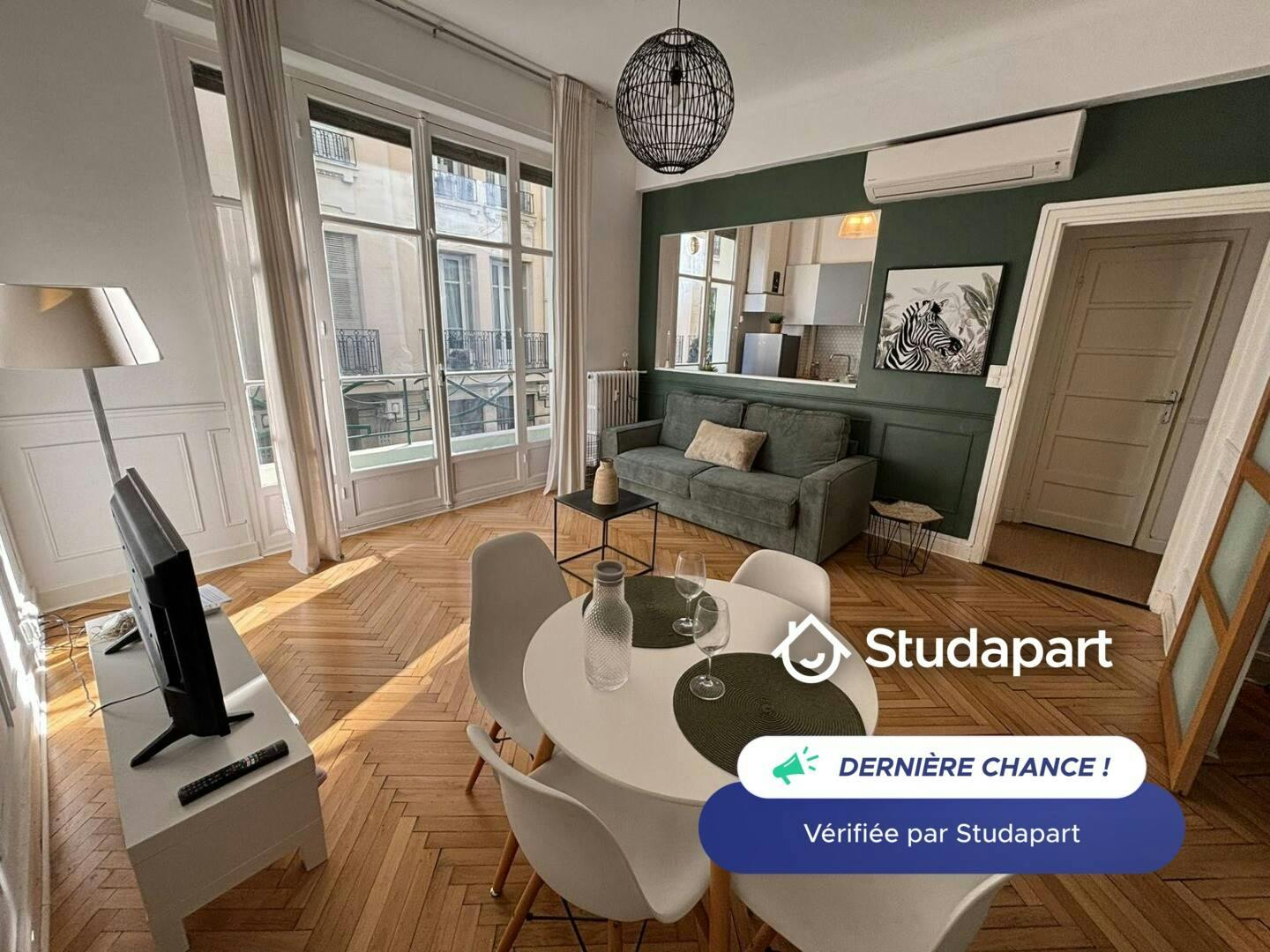 Apartment for rent for €1,190 per month in Nice, Rue Verdi