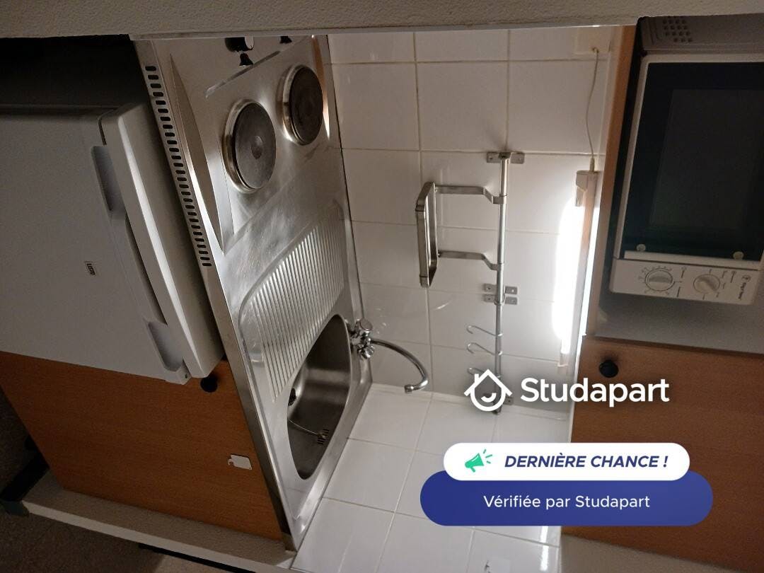 Apartment for rent on Petite Rue de Monplaisir, Lyon - Widok 4