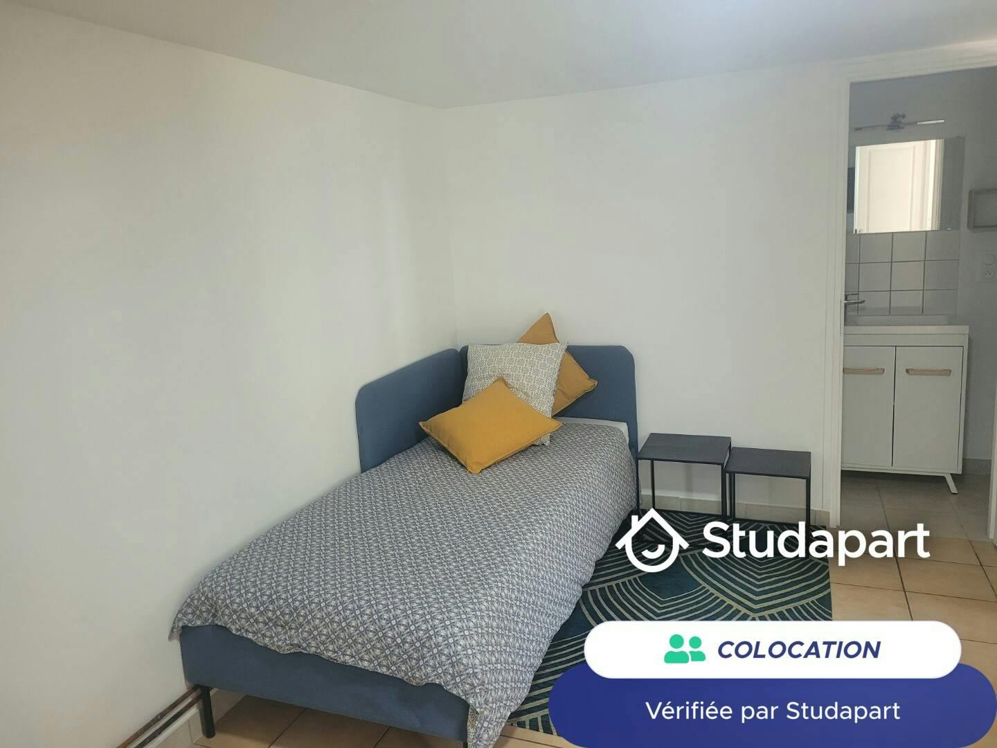 Private room for rent on Rue Raymond Brunot, Corbeil-Essonnes