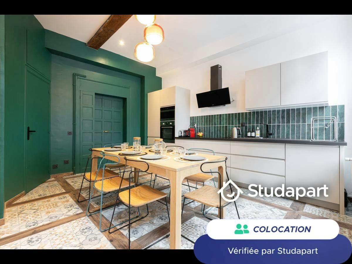 Private room for rent on Rue des Archives, Lille - Vue 4