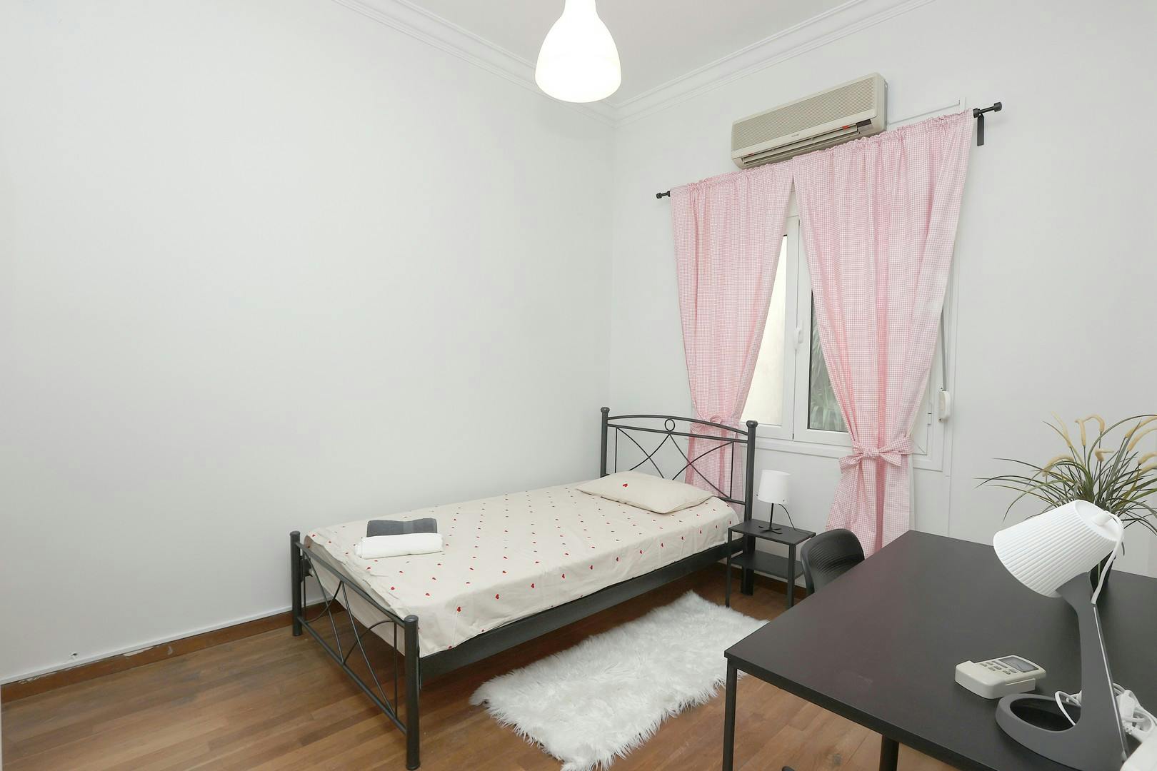 Stanza privata in affitto a 385 € al mese a Athina, Argous