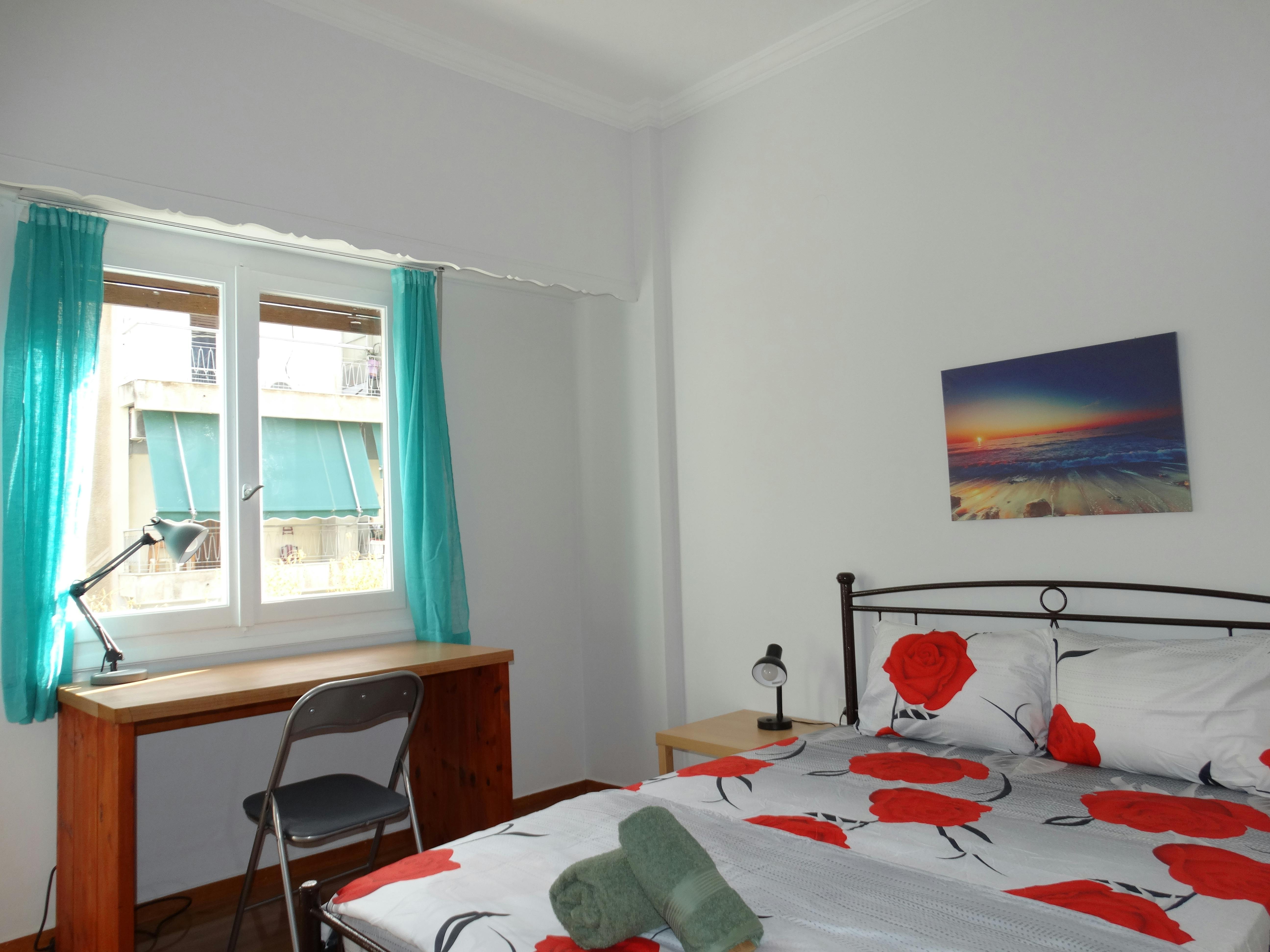 Cameră privată de închiriat pentru 350 EUR pe lună în Athina, Agias Zonis