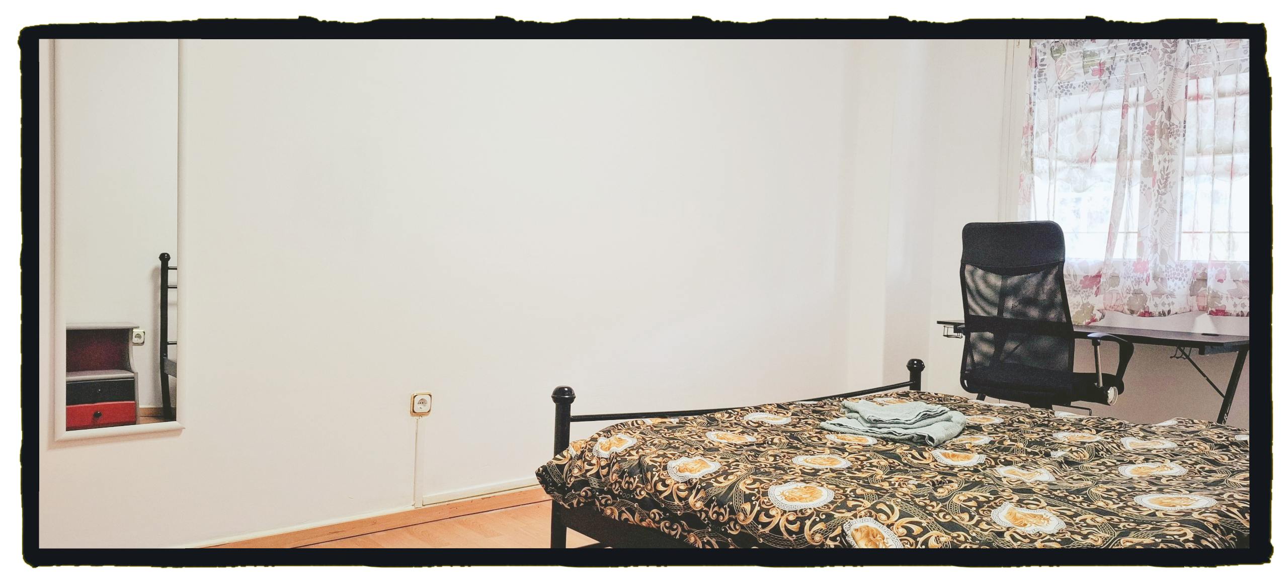 Private room for rent for €420 per month in Athens, Anafis