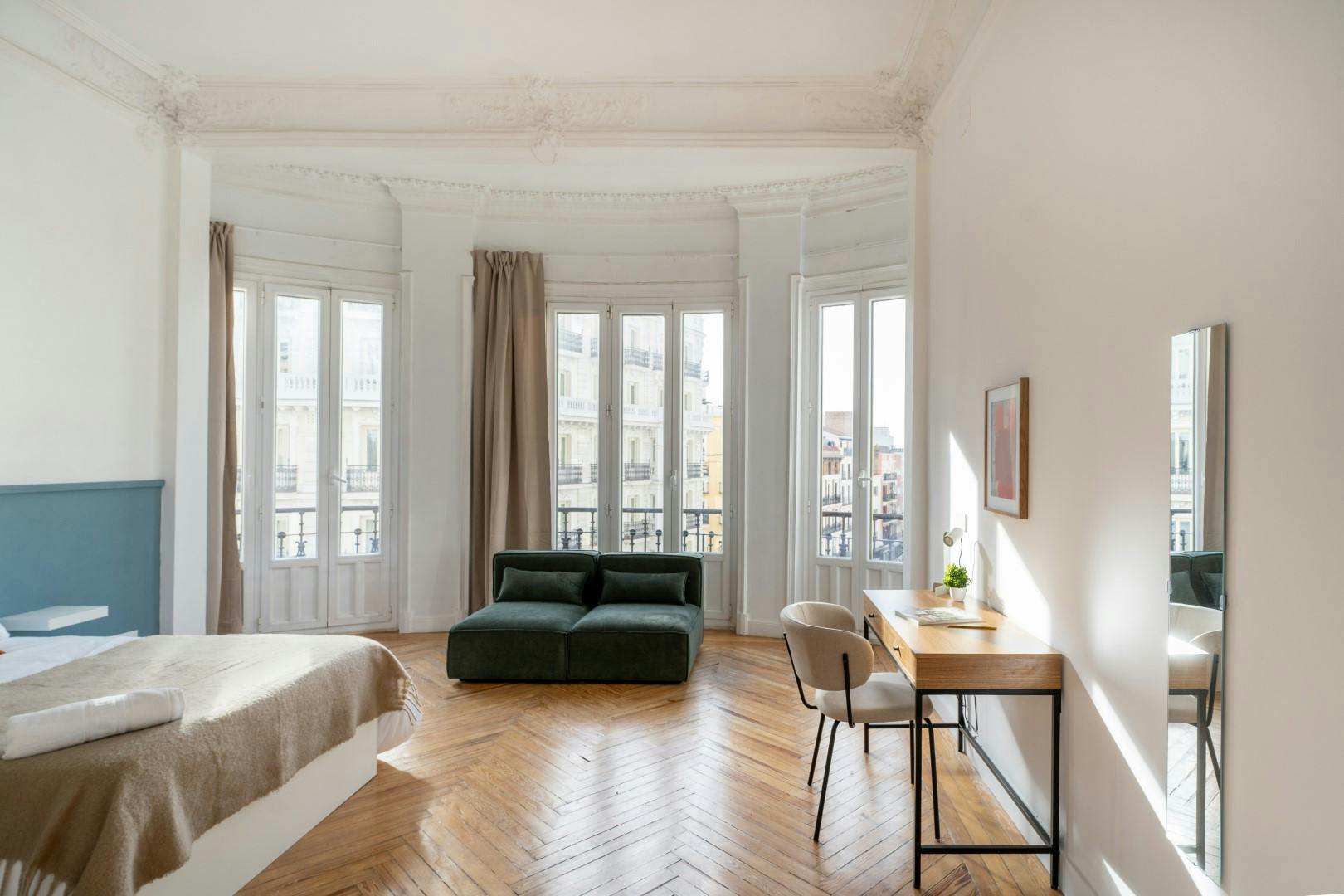 preview gallery tile