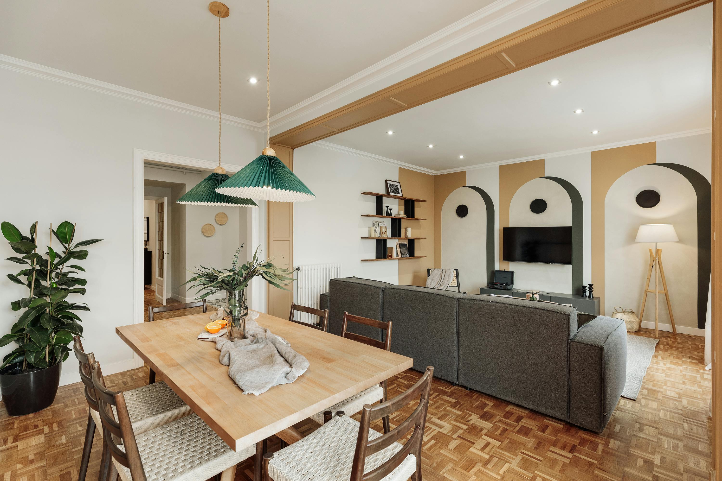 Apartment for rent for €7,488 per month in Barcelona, Ronda del General Mitre