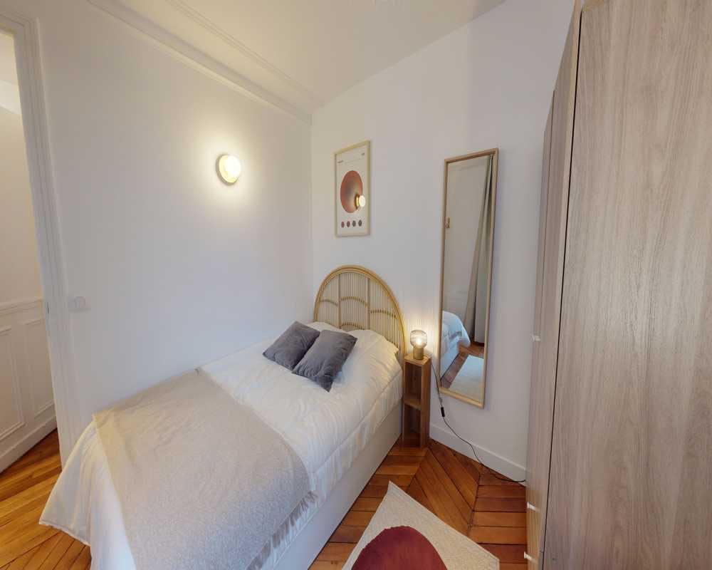 Apartment Paris, 1 bed, 9m² — photo 2