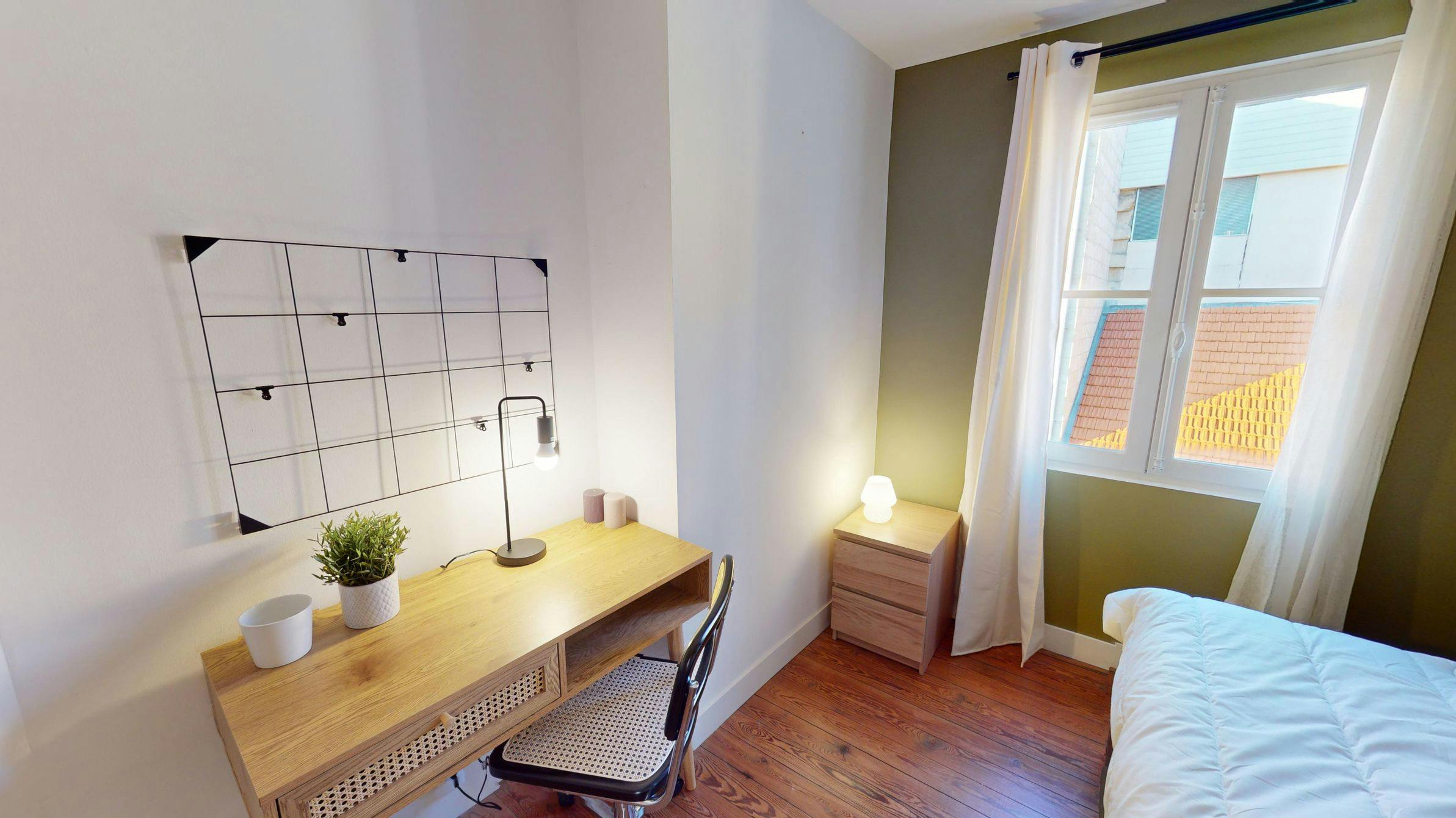 Apartment Bordeaux, 1 bed, 17m² — photo 6