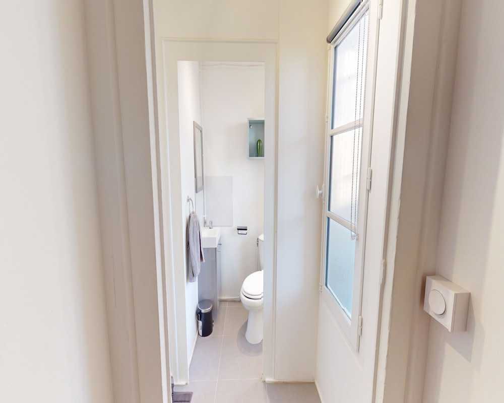 Apartment Bordeaux, 1 bed, 17m² — photo 27