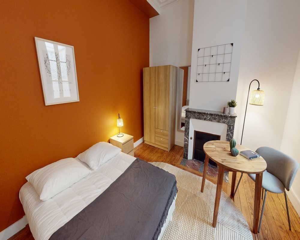 Apartment Bordeaux, 1 bed, 18m² — photo 13