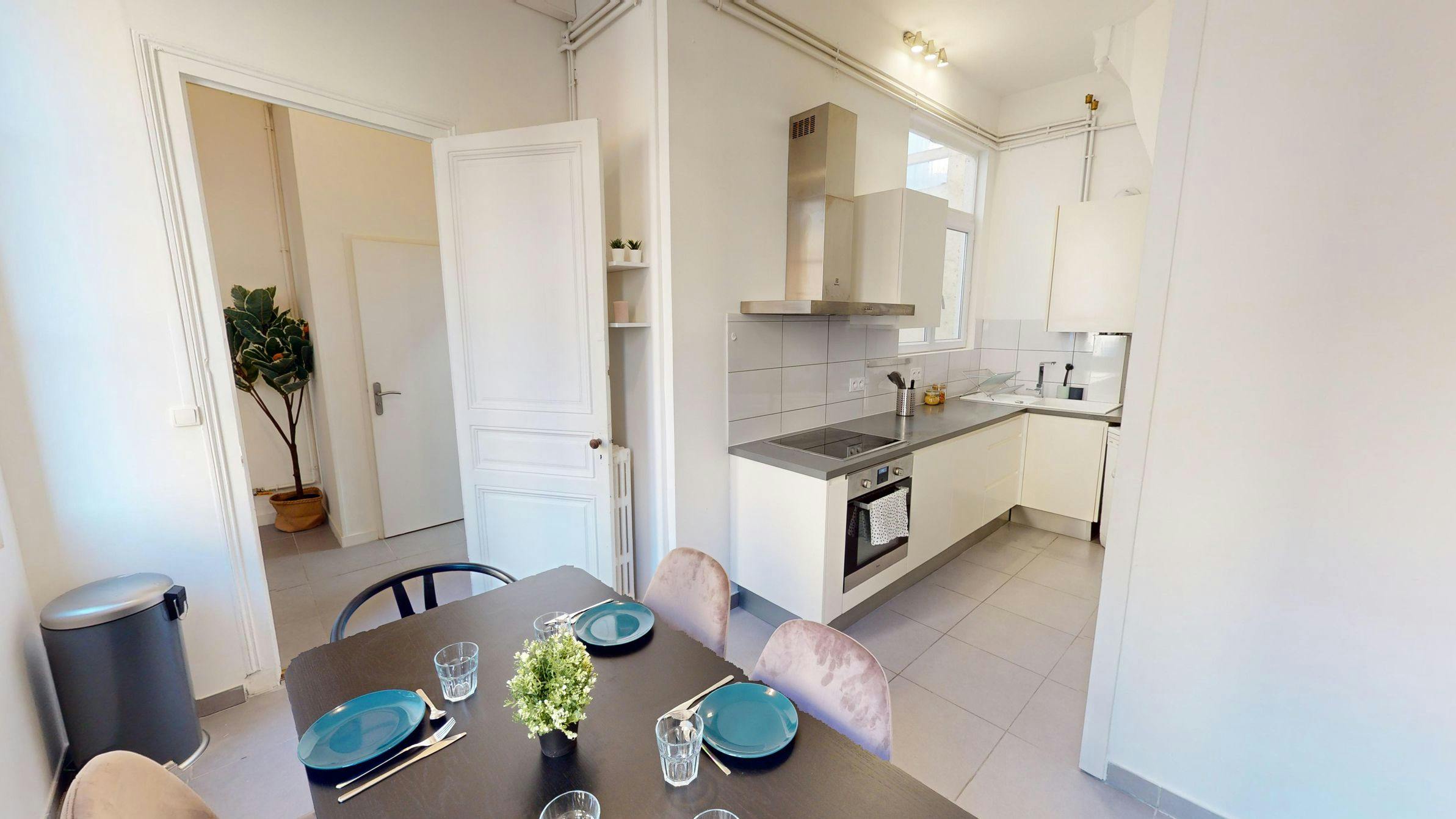 Apartment Bordeaux, 1 bed, 17m² — photo 11