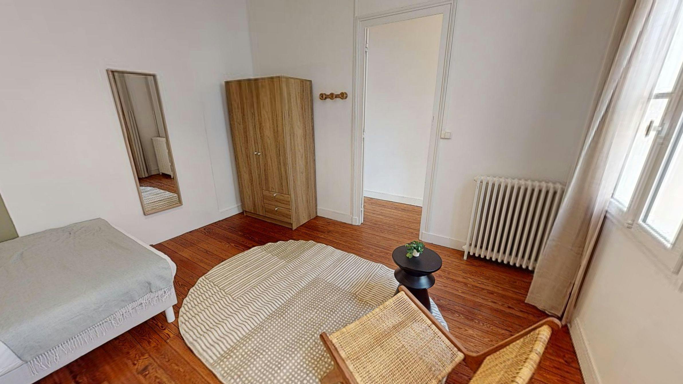 Apartment Bordeaux, 1 bed, 17m² — photo 5