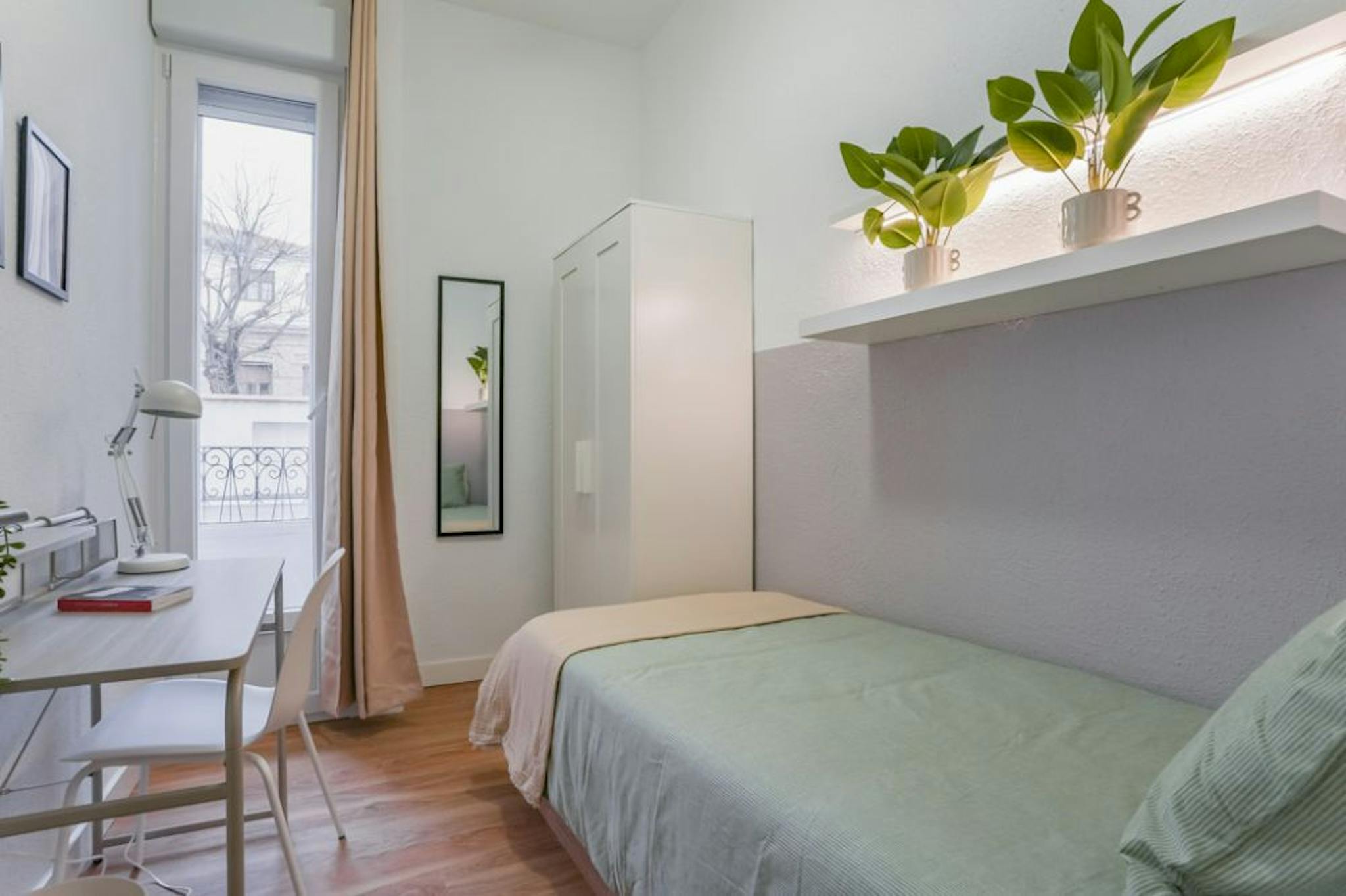 Calle de la Redondilla, Madrid preview