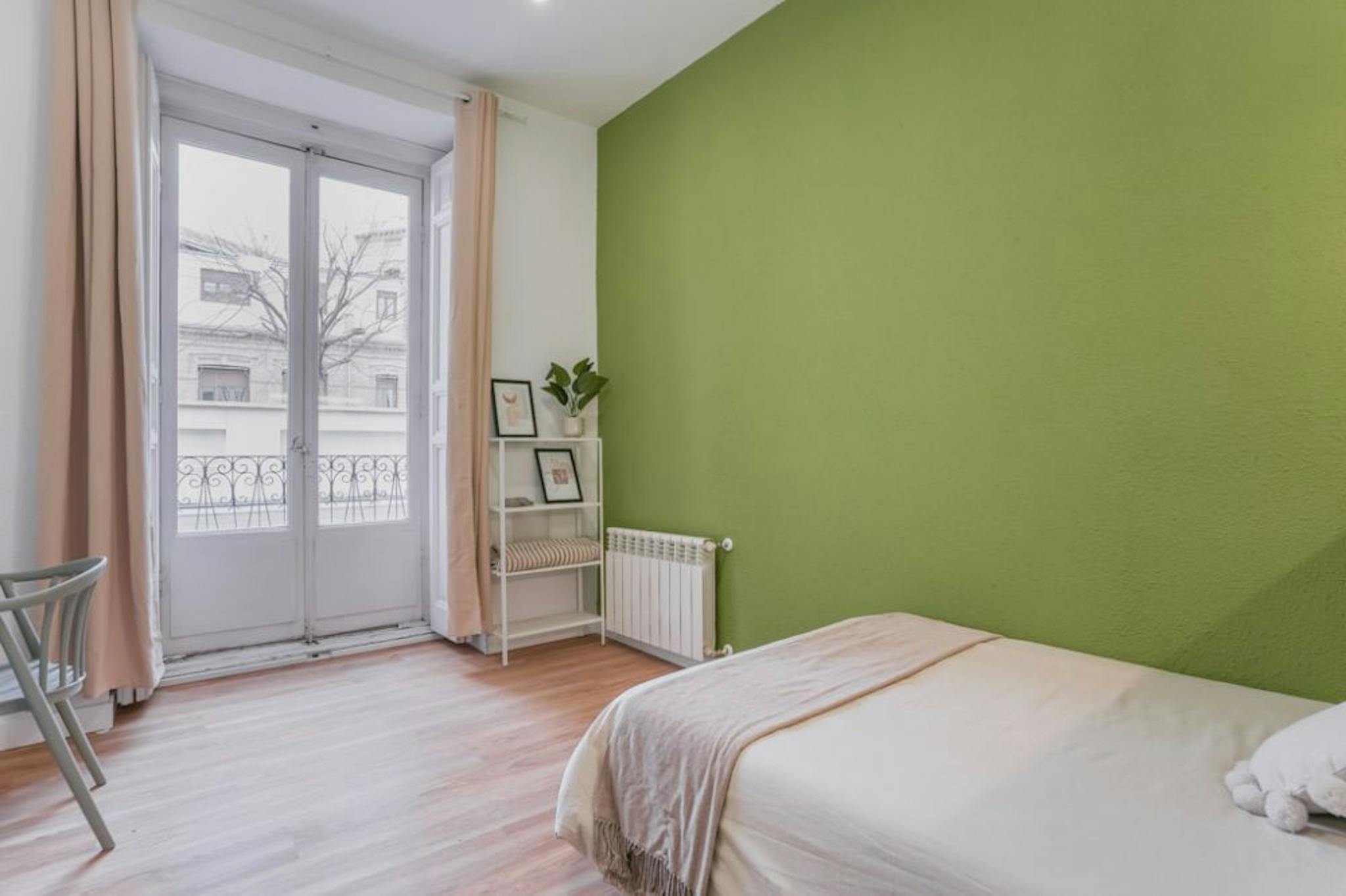 Calle de la Redondilla, Madrid preview