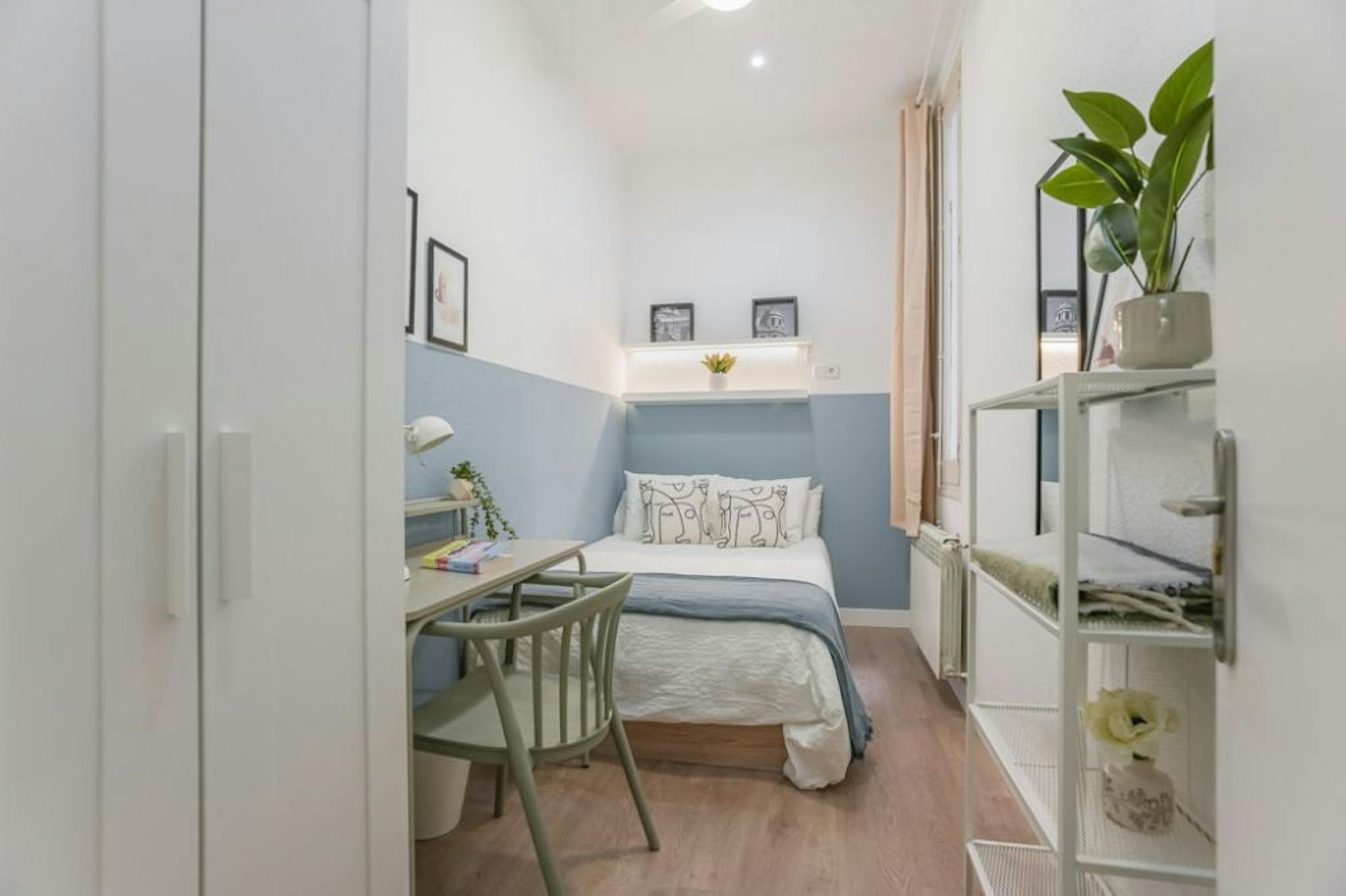 Calle de la Redondilla, Madrid preview