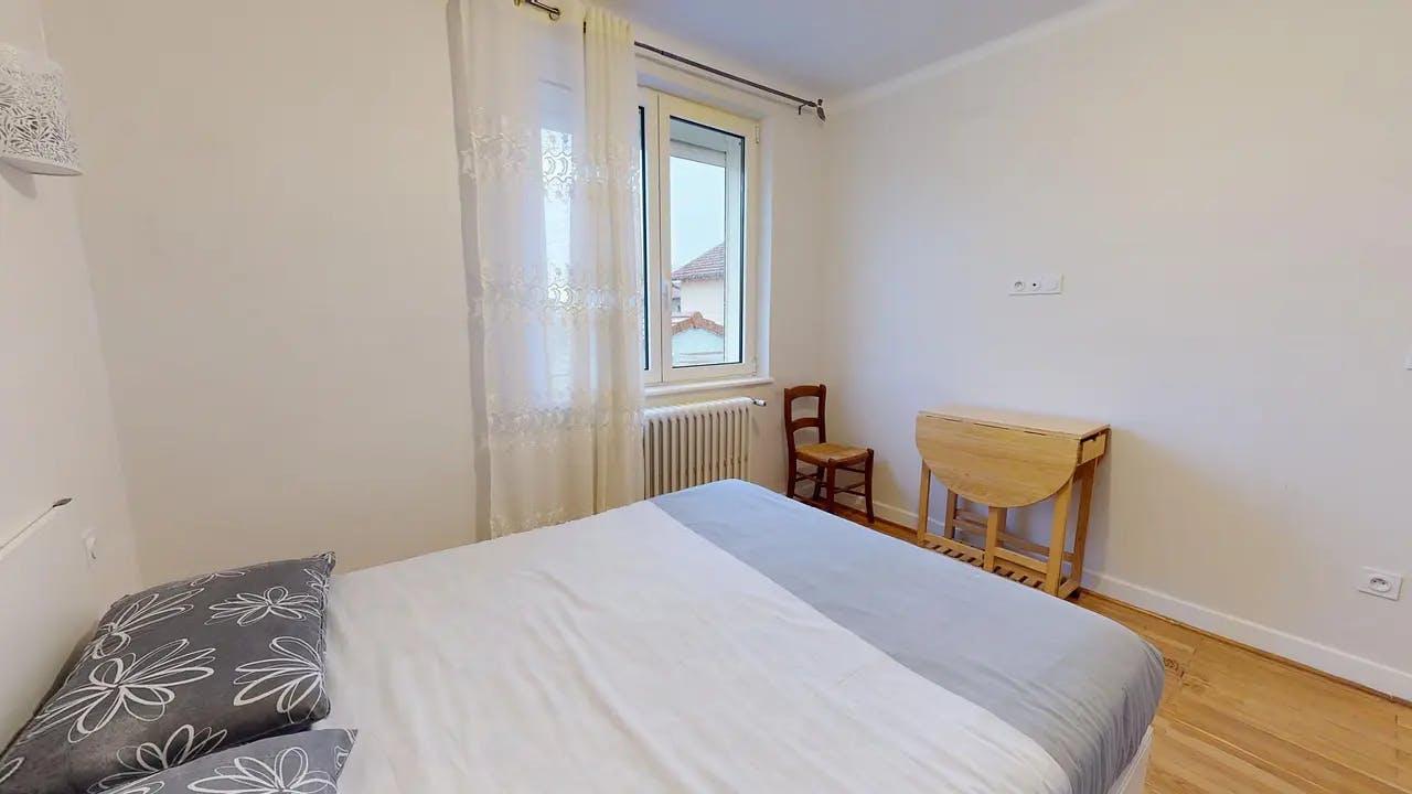 Rue Président Salvador Allende, Vénissieux preview