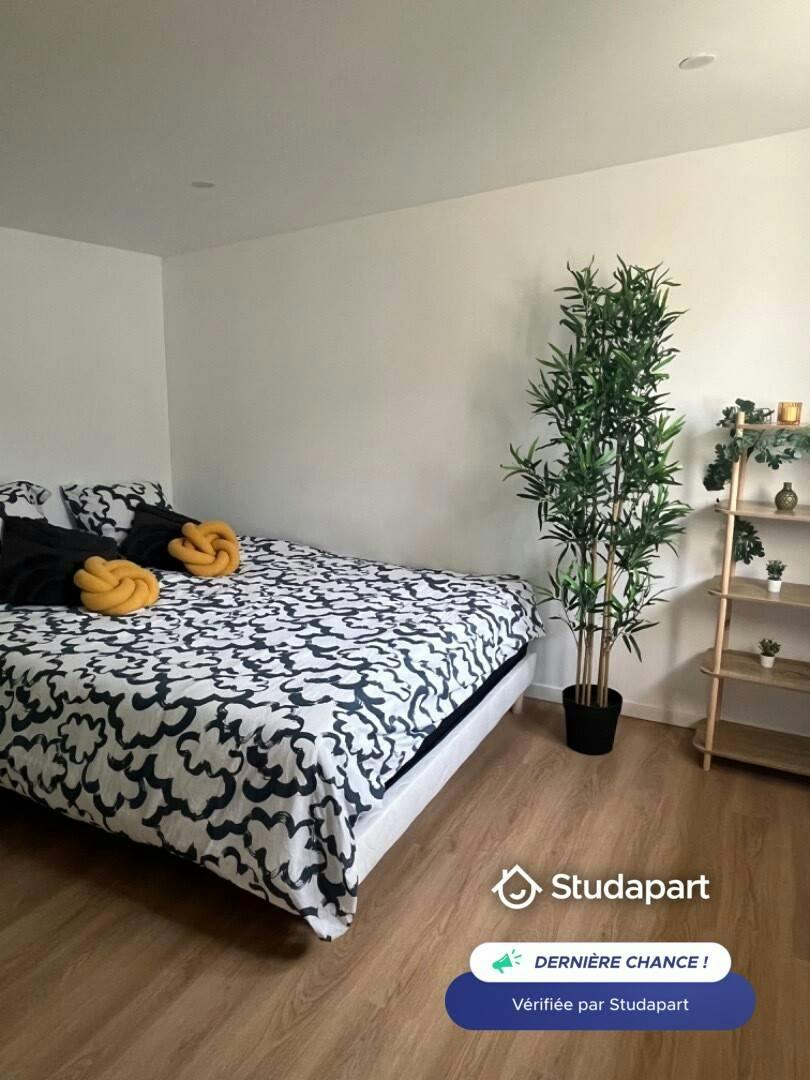 Apartament de închiriat pentru 670 EUR pe lună în Caen, Rue Jules Rame
