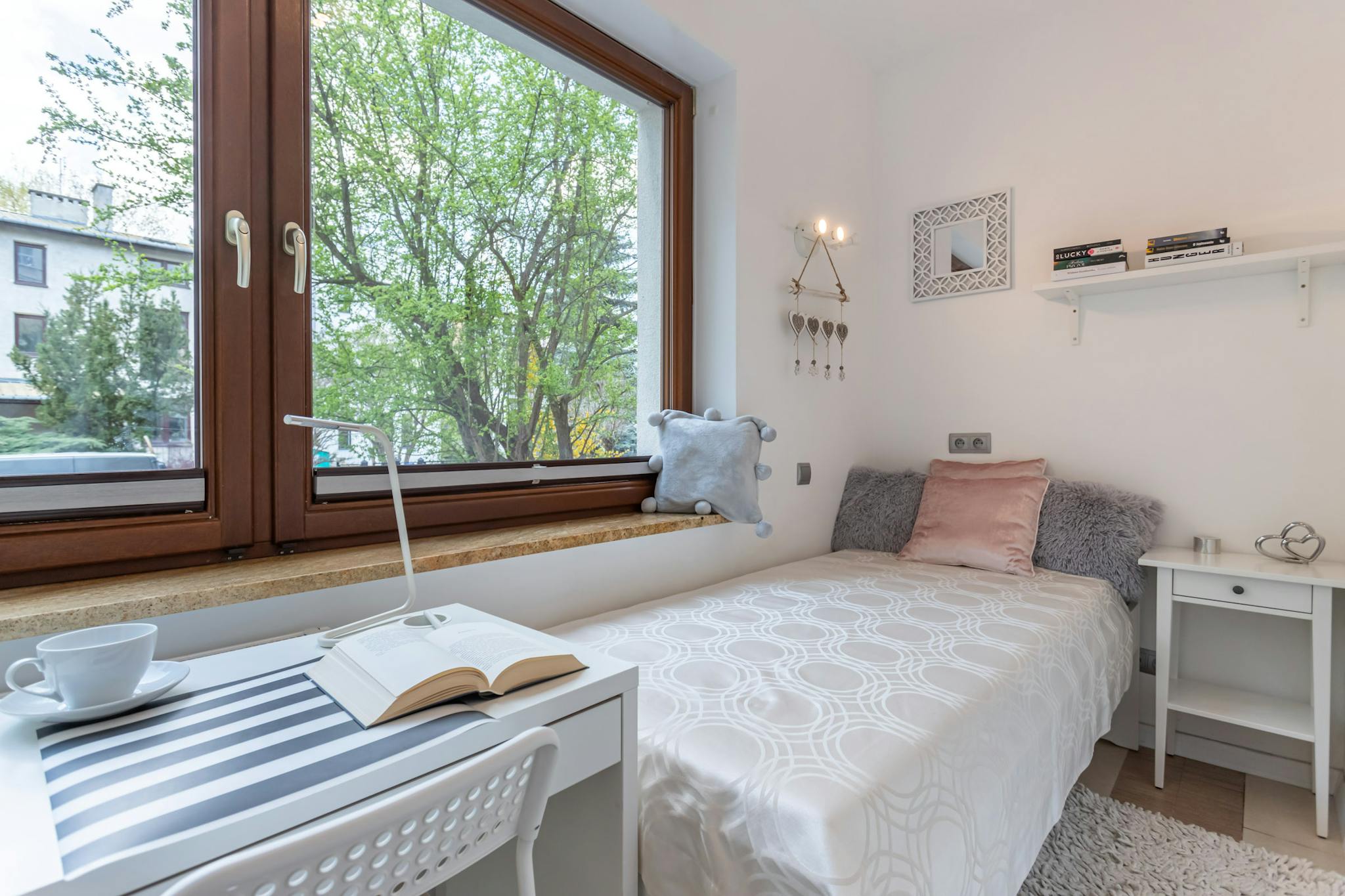 Władysława Orkana, Warsaw preview