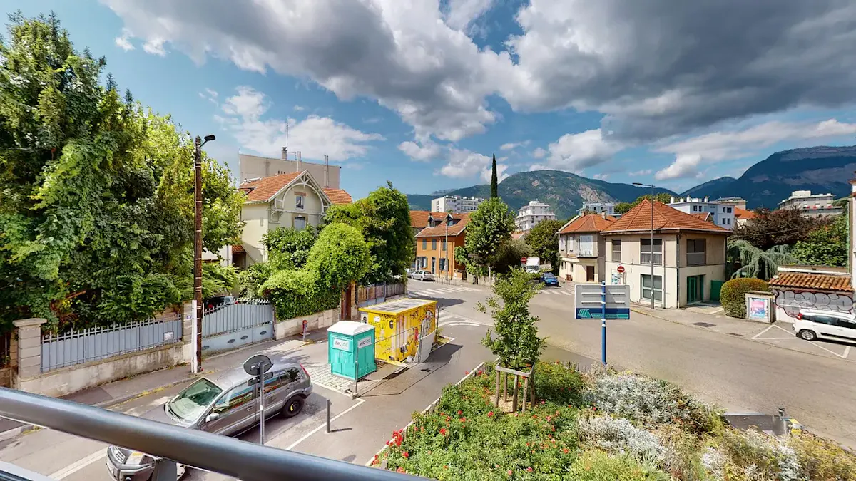 Private room in Chemin de la Blanchisserie, Grenoble
