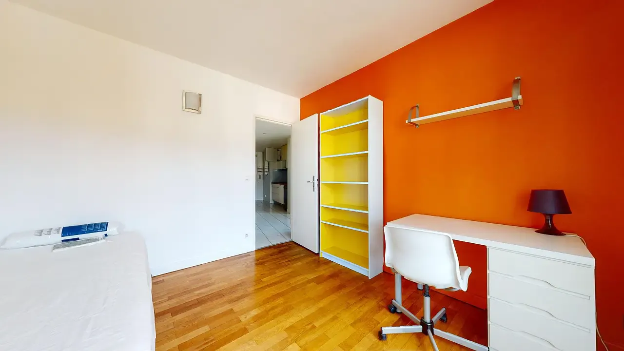 Private room in Chemin de la Blanchisserie, Grenoble 3