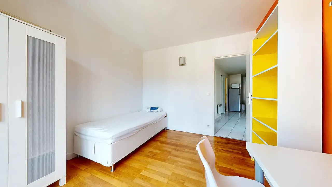 Private room in Chemin de la Blanchisserie, Grenoble 2