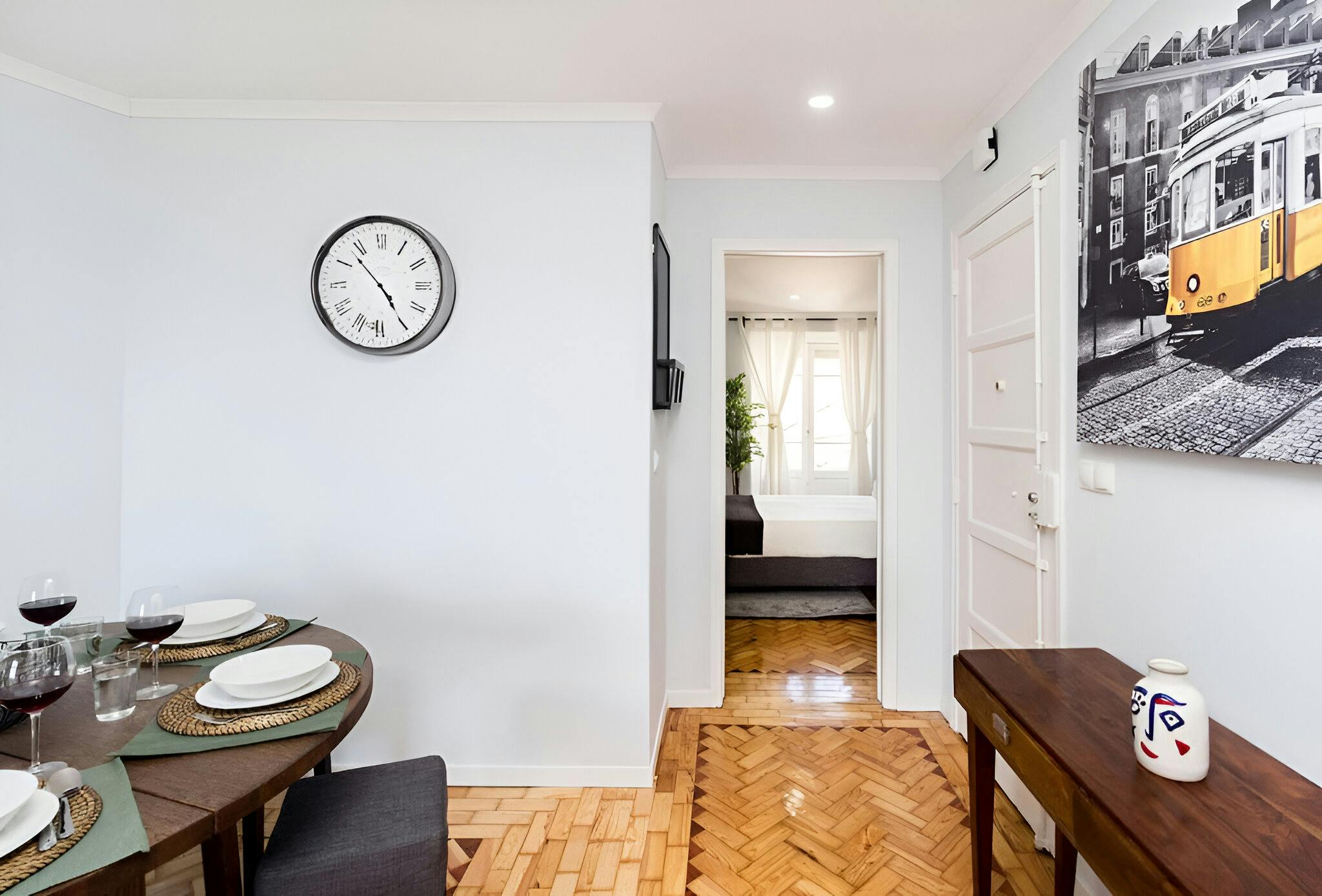 Apartment Lisbon, 1 bed — photo 8