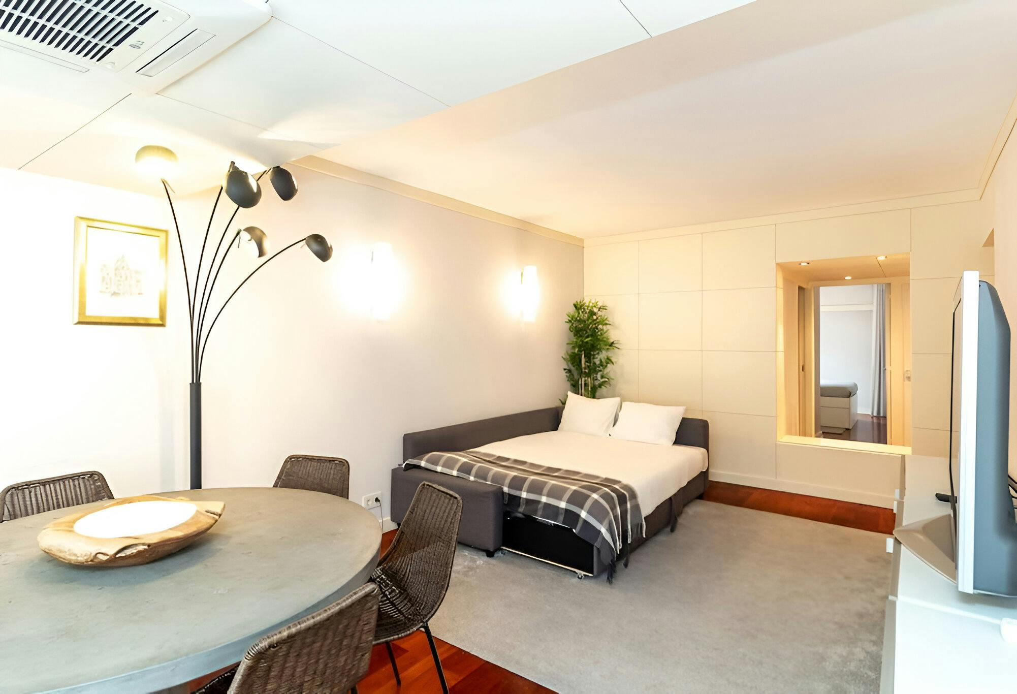 Apartment Lisbon, 1 bed — photo 3