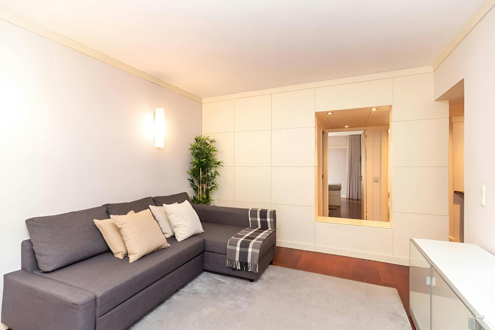 Apartment Lisbon, 1 bed — photo 8