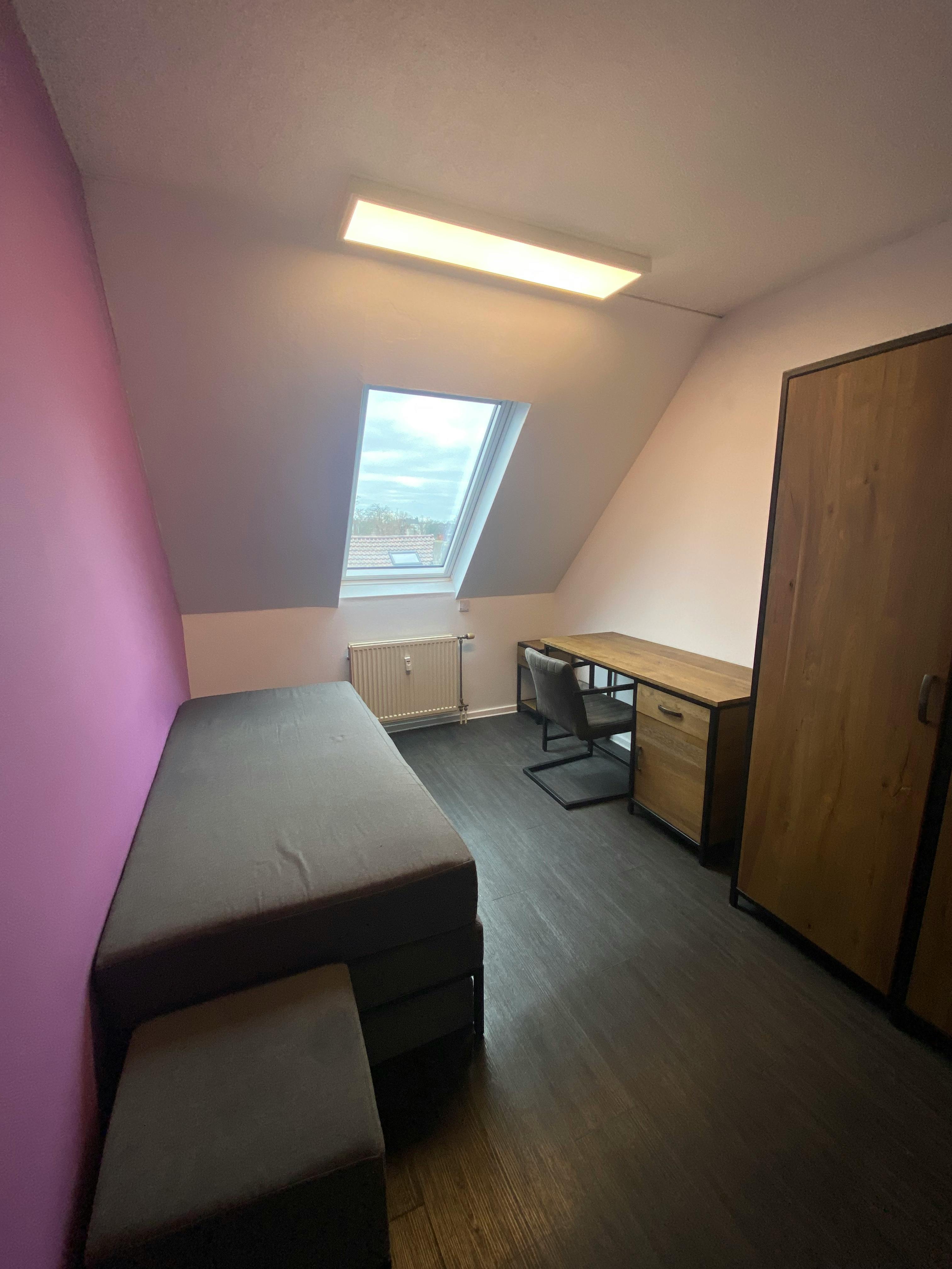 Apartment Saint-Gilles, 1 bed, 16m² — photo 7